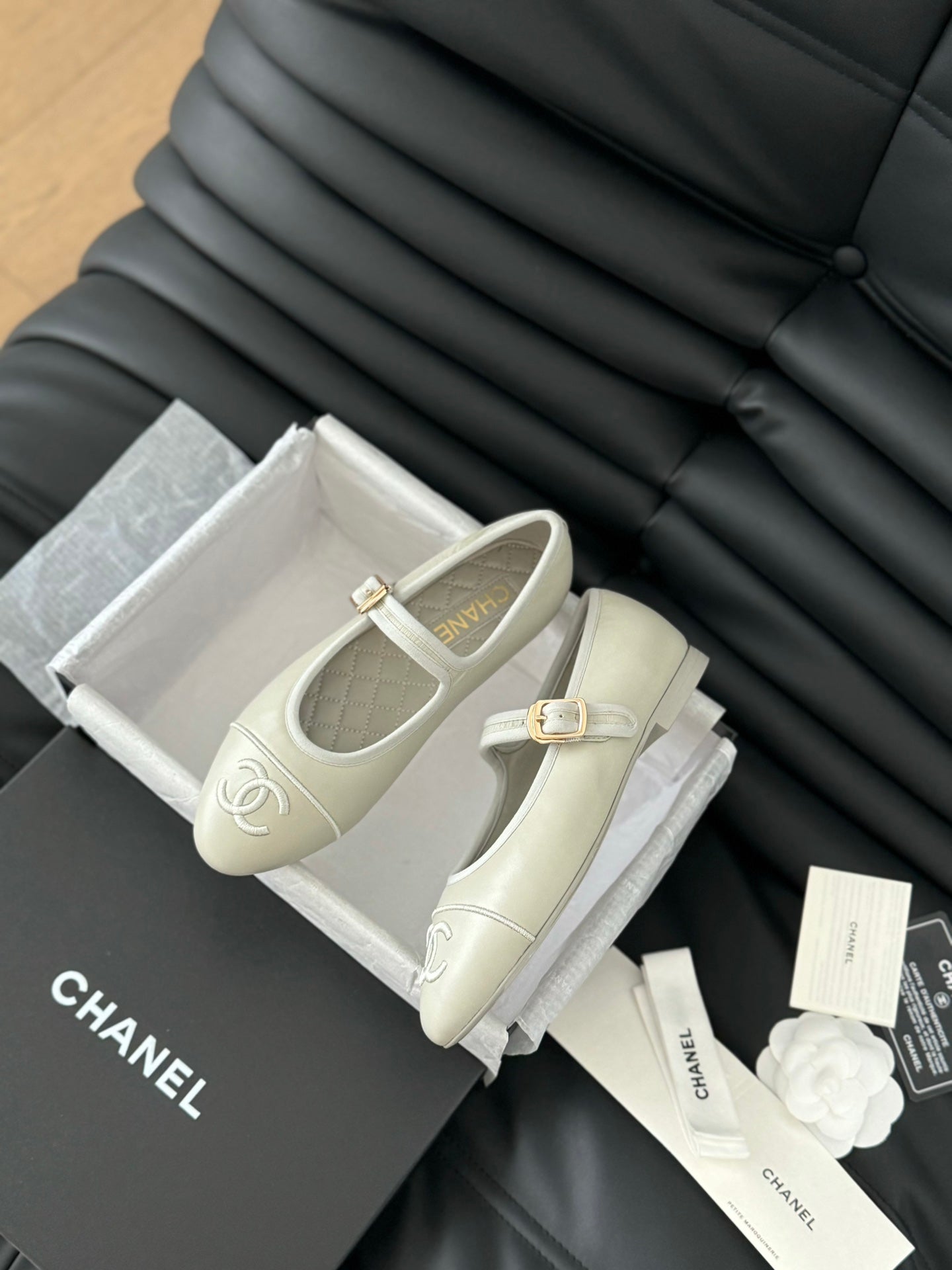 MARY JANE SHOES IN GREY LAMBSKIN - 35
