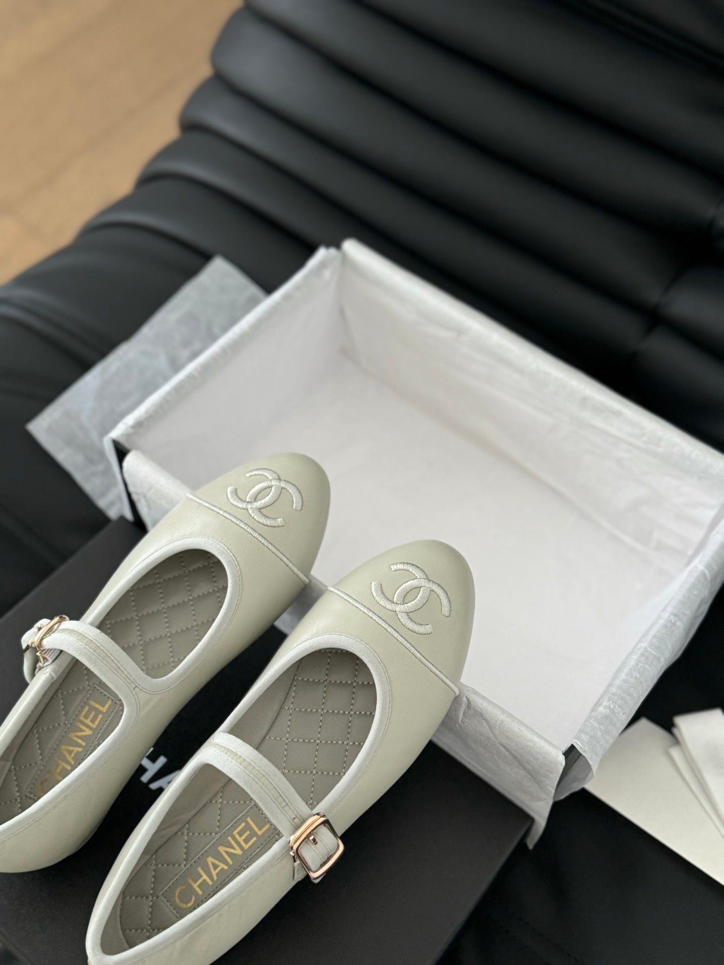 MARY JANE SHOES IN GREY LAMBSKIN - 35