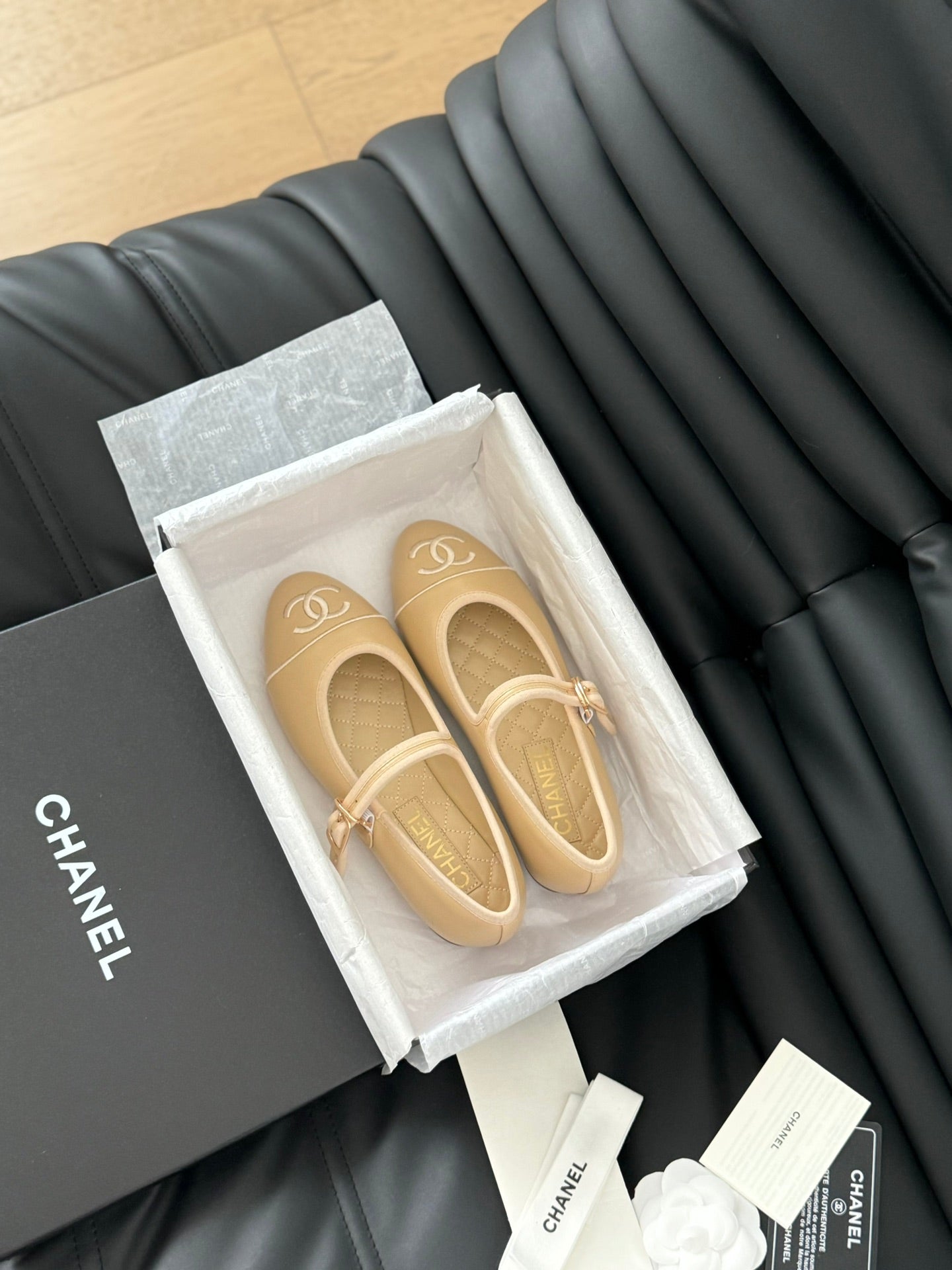 MARY JANE SHOES IN DARK CREAM LAMBSKIN - 35