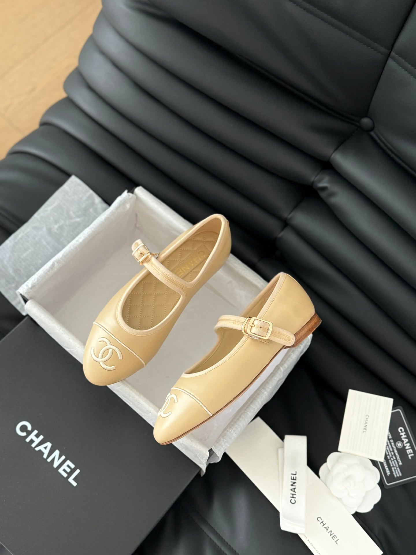 MARY JANE SHOES IN DARK CREAM LAMBSKIN - 35