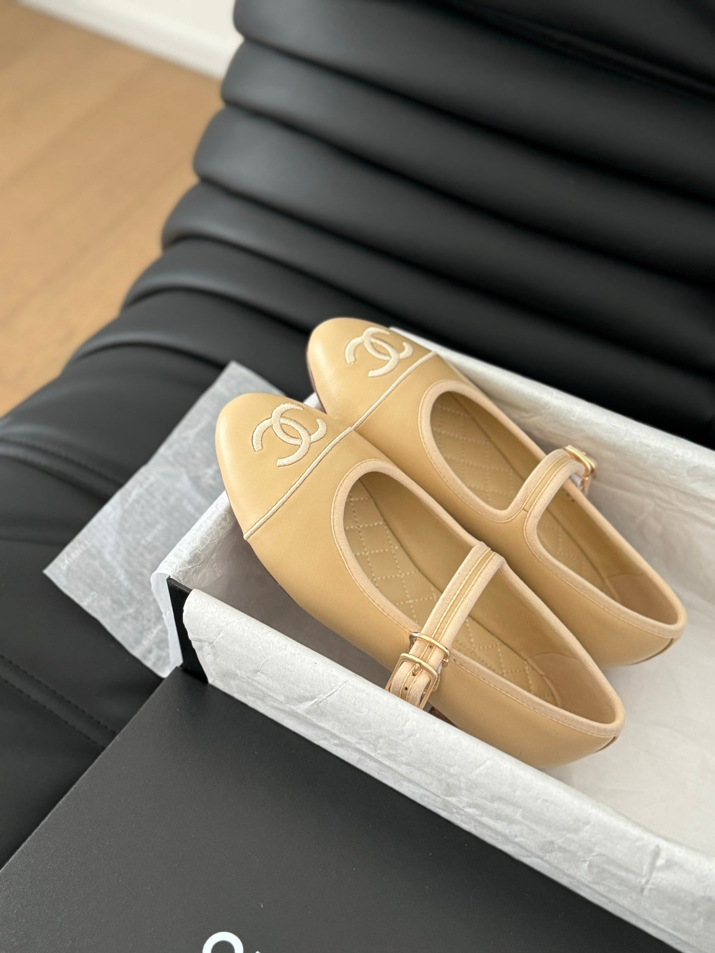 MARY JANE SHOES IN DARK CREAM LAMBSKIN - 35