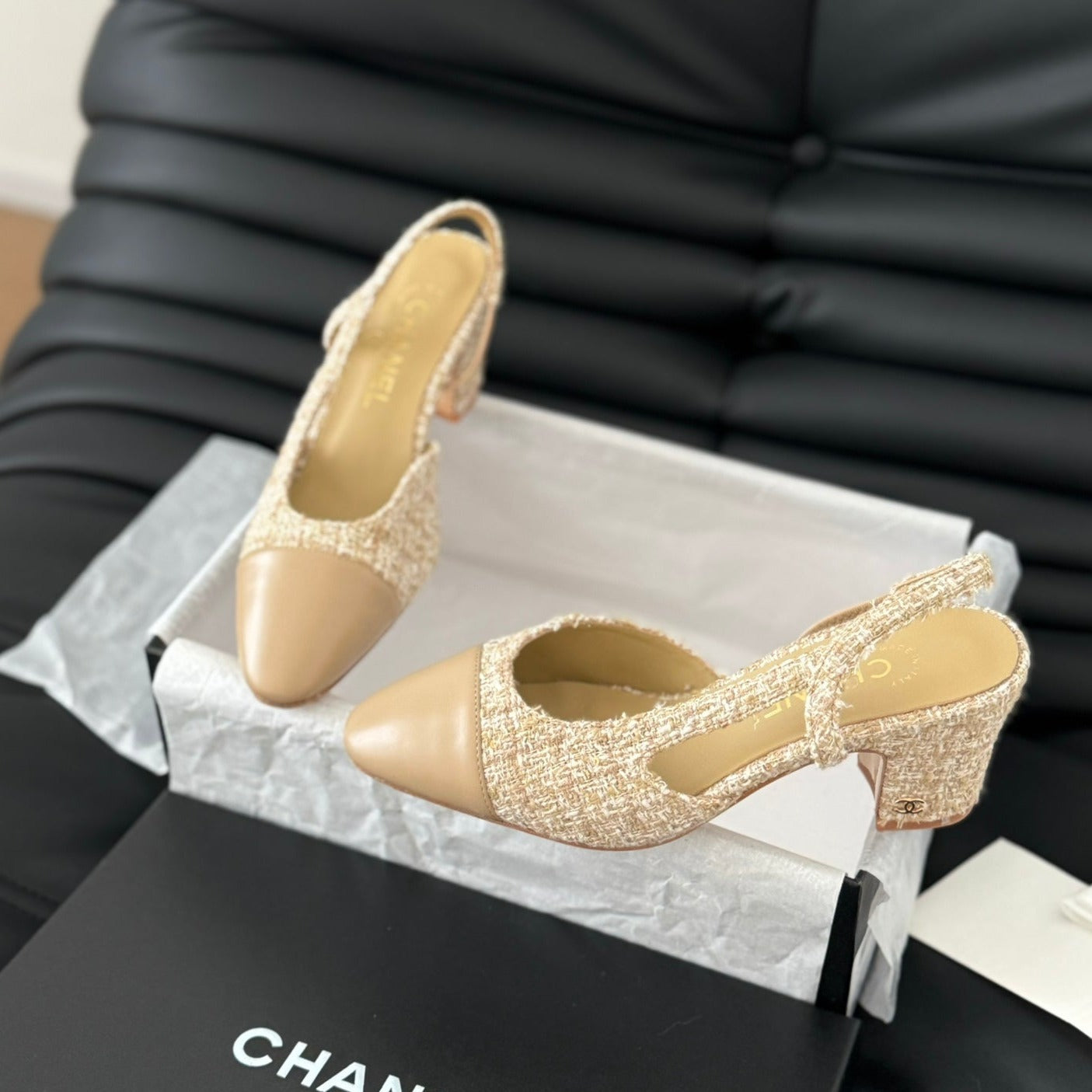 CLASSIC HIGH SLINGBACK CORN YELLOW TWEEDS AND CALFSKIN - 35