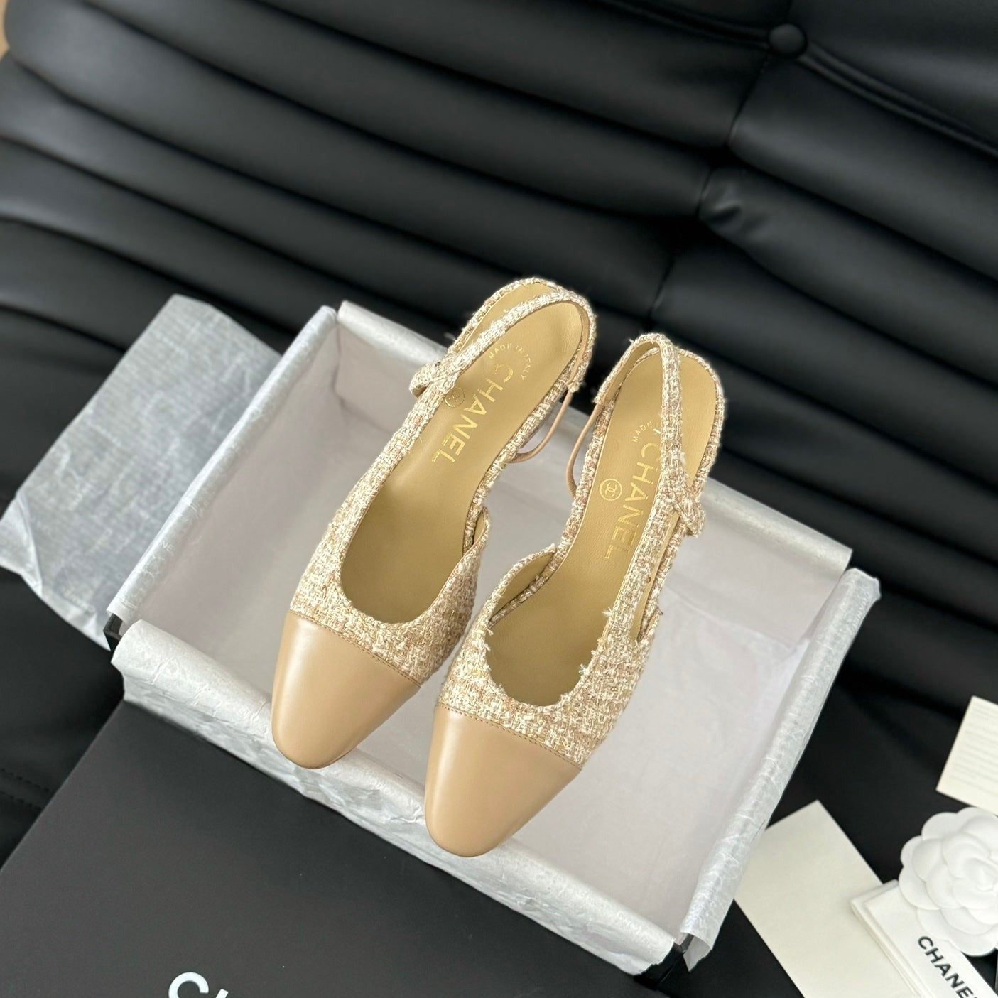 CLASSIC HIGH SLINGBACK CORN YELLOW TWEEDS AND CALFSKIN - 35