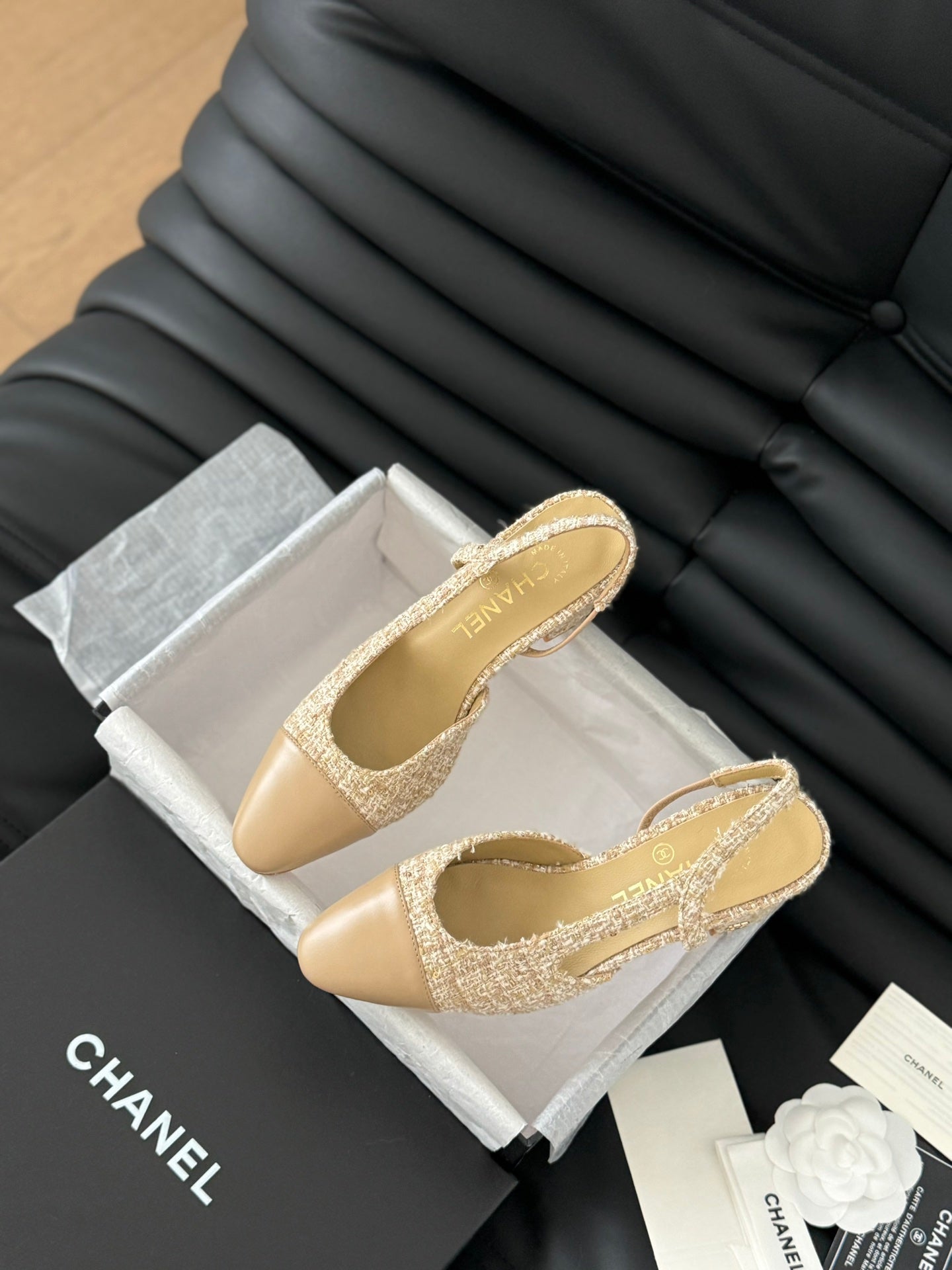 CLASSIC HIGH SLINGBACK CORN YELLOW TWEEDS AND CALFSKIN - 35