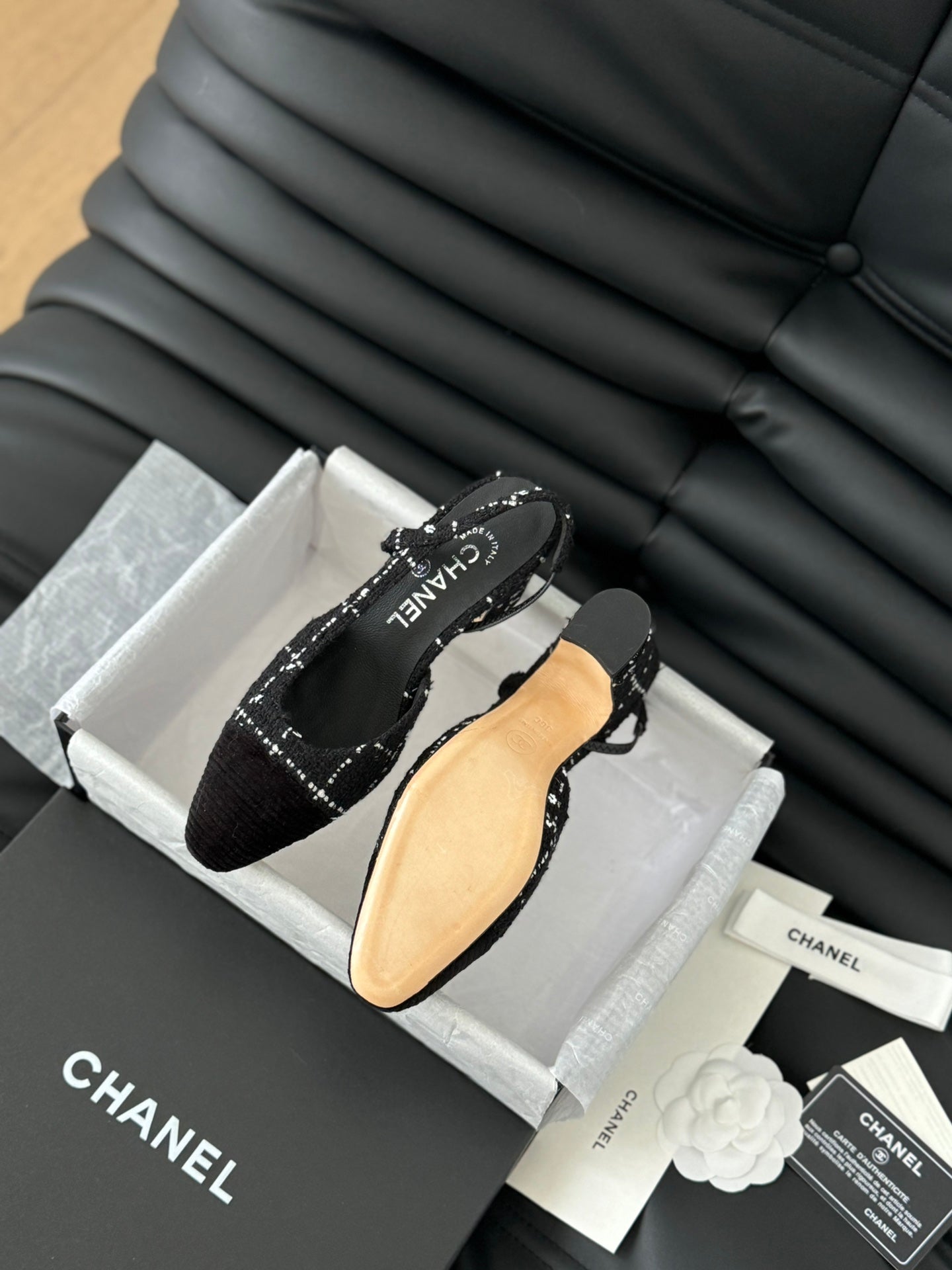 HIGH SLINGBACK IN BLACK TWEED AND LAMBSKIN - 35