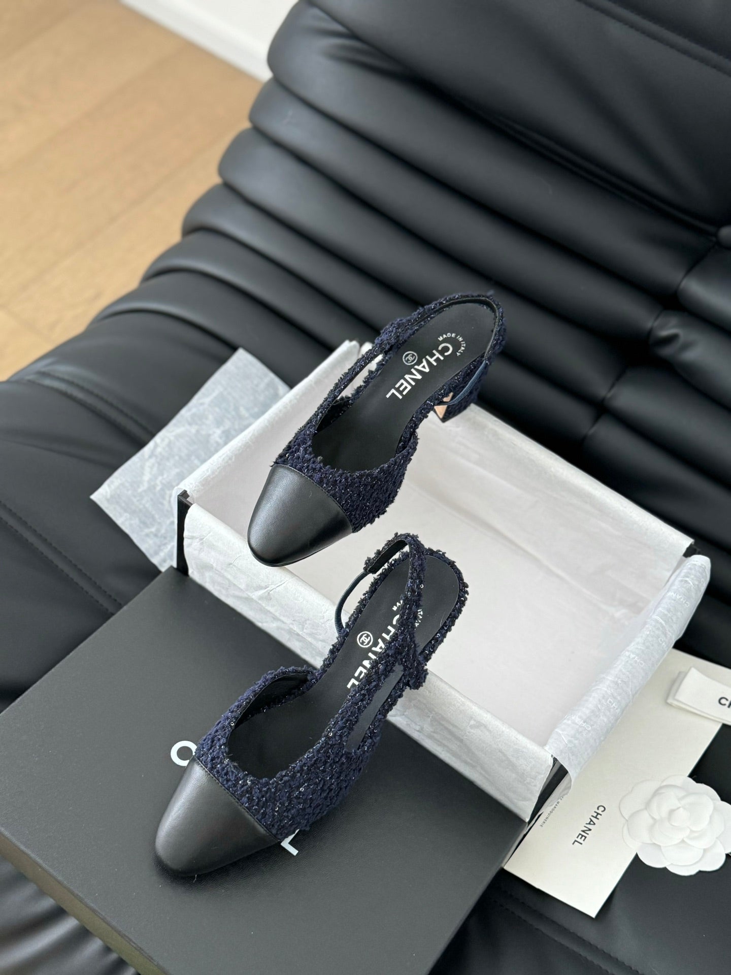 HIGH SLINGBACK IN NAVY BLUE TWEED AND BLACK LAMBSKIN - 35