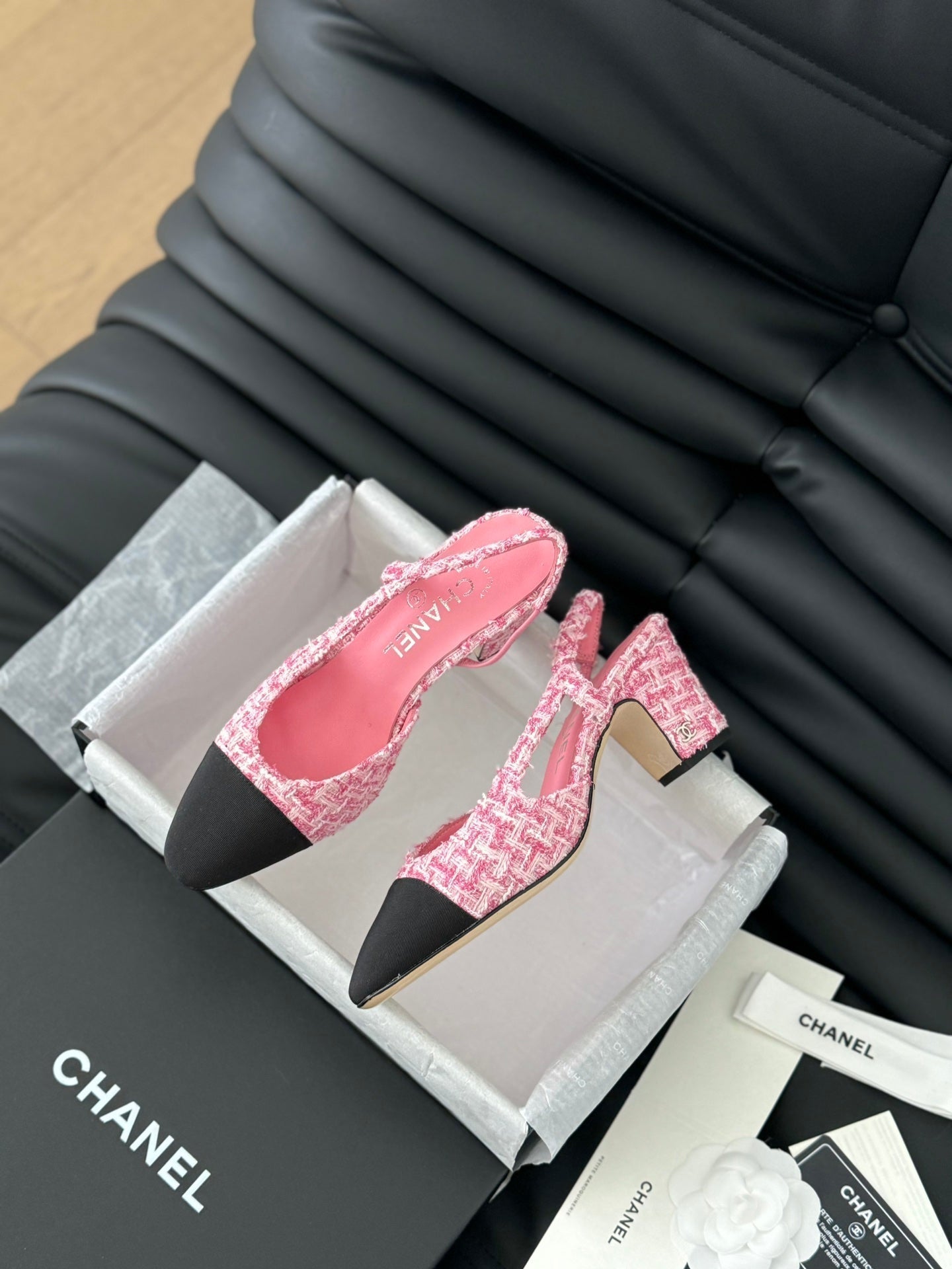 HIGH SLINGBACK IN LIGHT PINK TWEED AND BLACK LAMBSKIN - 35