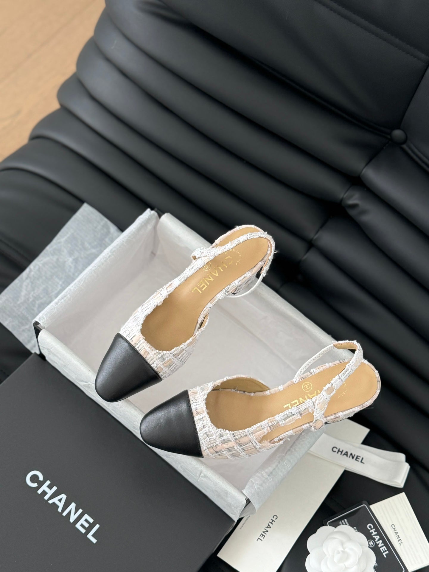 HIGH SLINGBACK IN BEIGE TWEED AND BLACK LAMBSKIN - 35