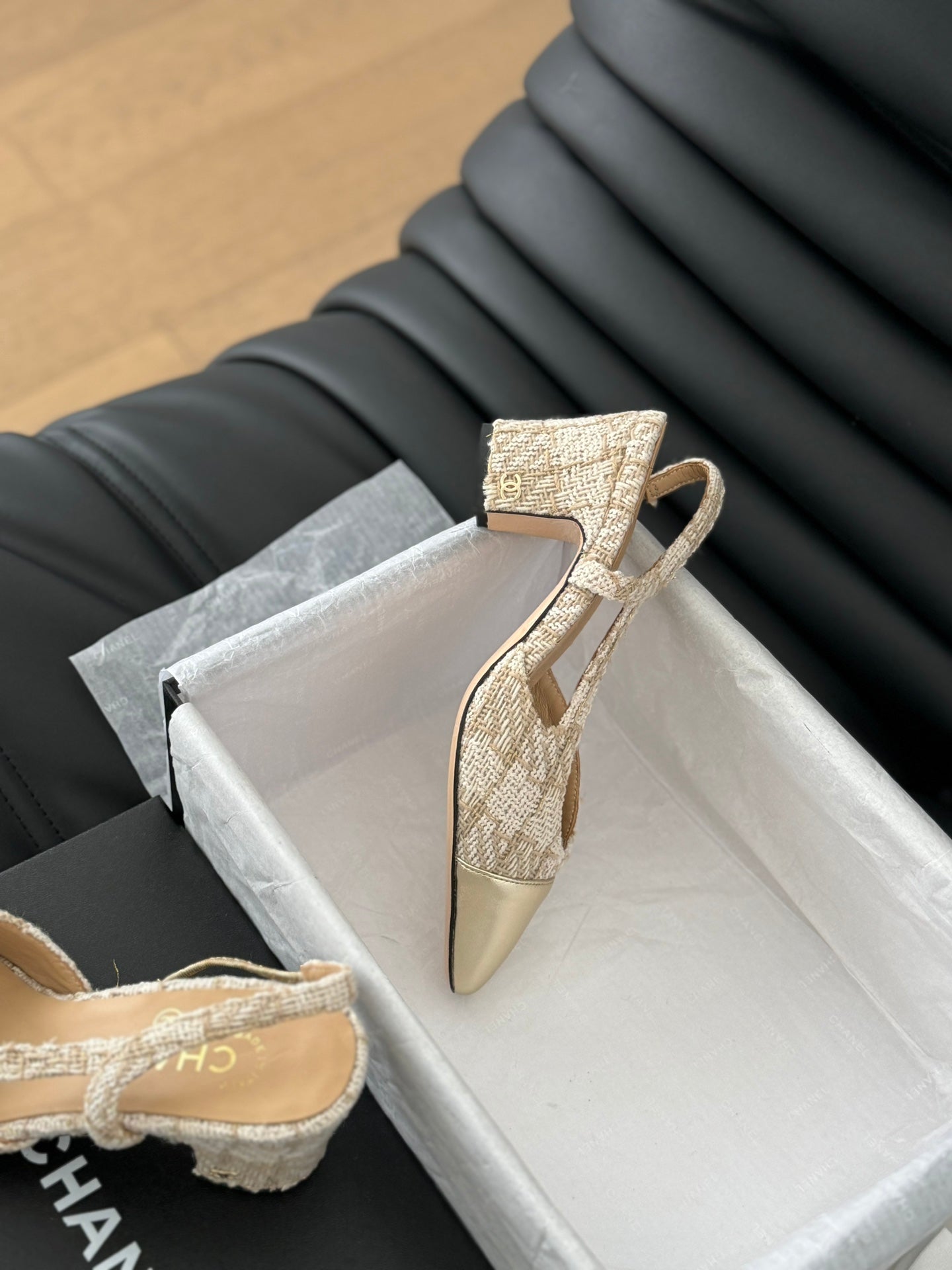 HIGH SLINGBACK IN BEIGE CREAM TWEED AND GOLDEN LAMBSKIN - 35
