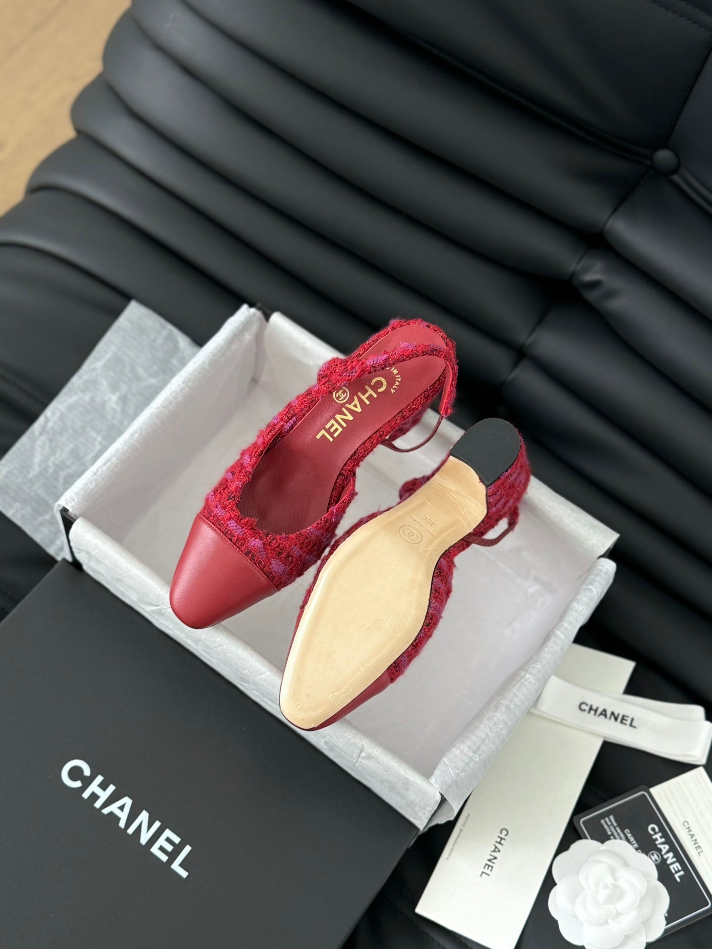 HIGH SLINGBACK IN RUBY RED TWEED AND LAMBSKIN - 35