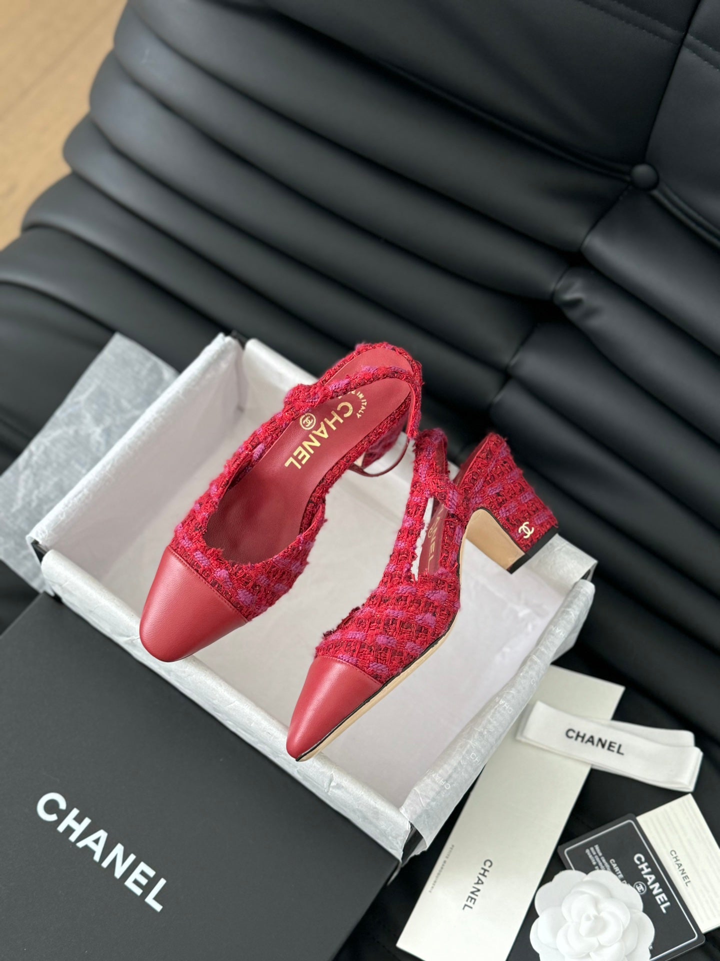 HIGH SLINGBACK IN RUBY RED TWEED AND LAMBSKIN - 35