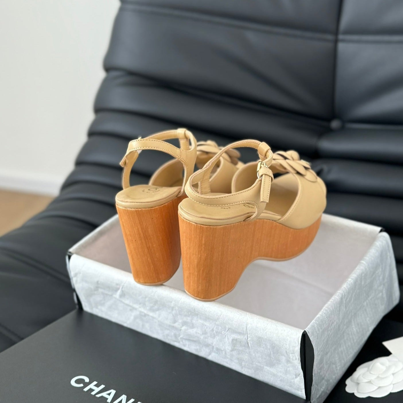Double C New Wood Grain Platform Sandal  Tan Brown Lambskin - 35