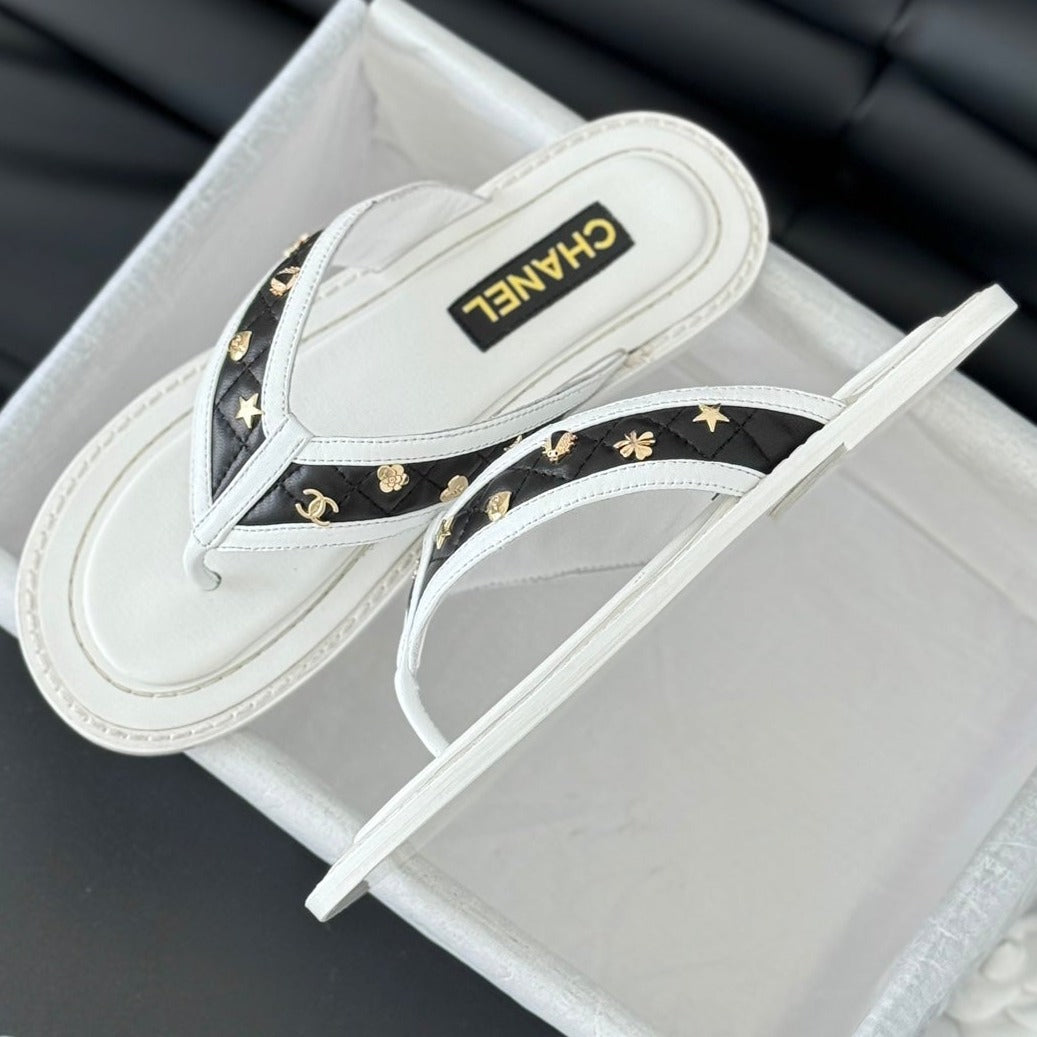 Double C Thong Sandals Lambskin White Black - 35