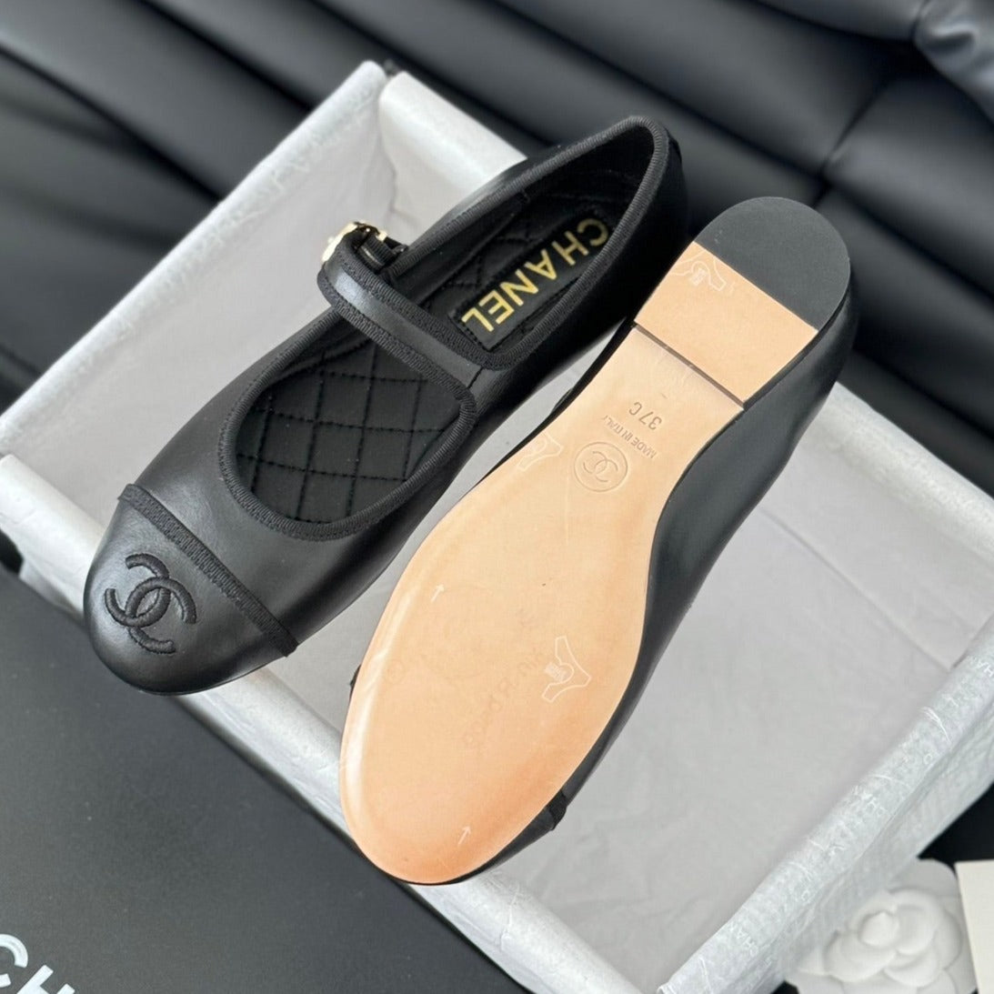 Double C Marry Jane Shoes Black Lambskin - 35