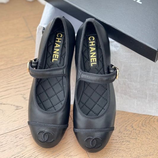 Double C Marry Jane Shoes Black Lambskin - 35