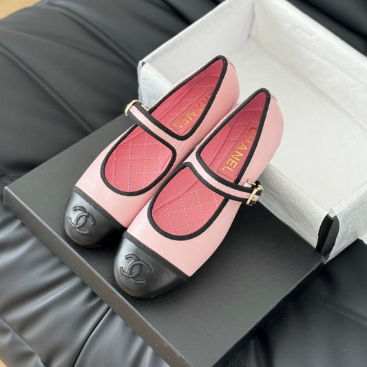 Double C Marry Jane Shoes Light Pink Lambskin - 35