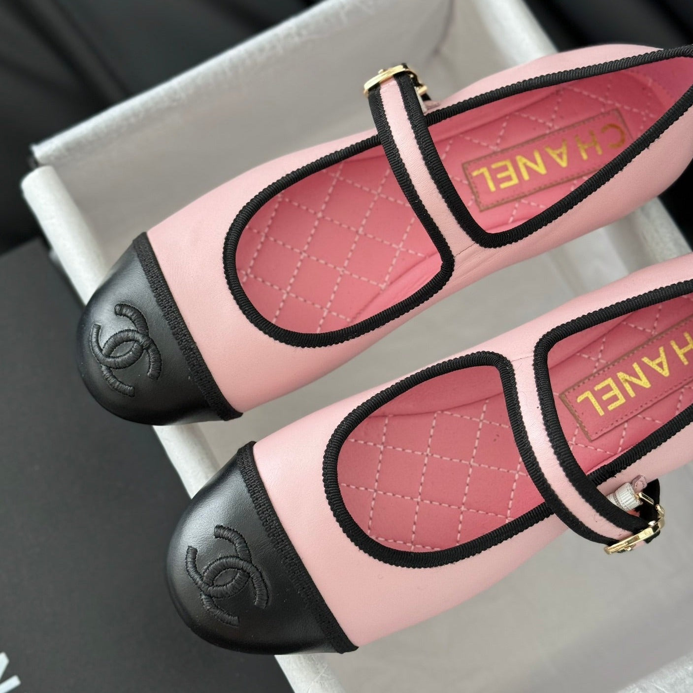 Double C Marry Jane Shoes Light Pink Lambskin - 35