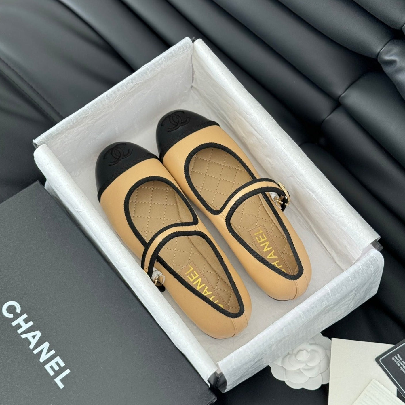 Double C Marry Jane Shoes Yellow Cream Lambskin - 35