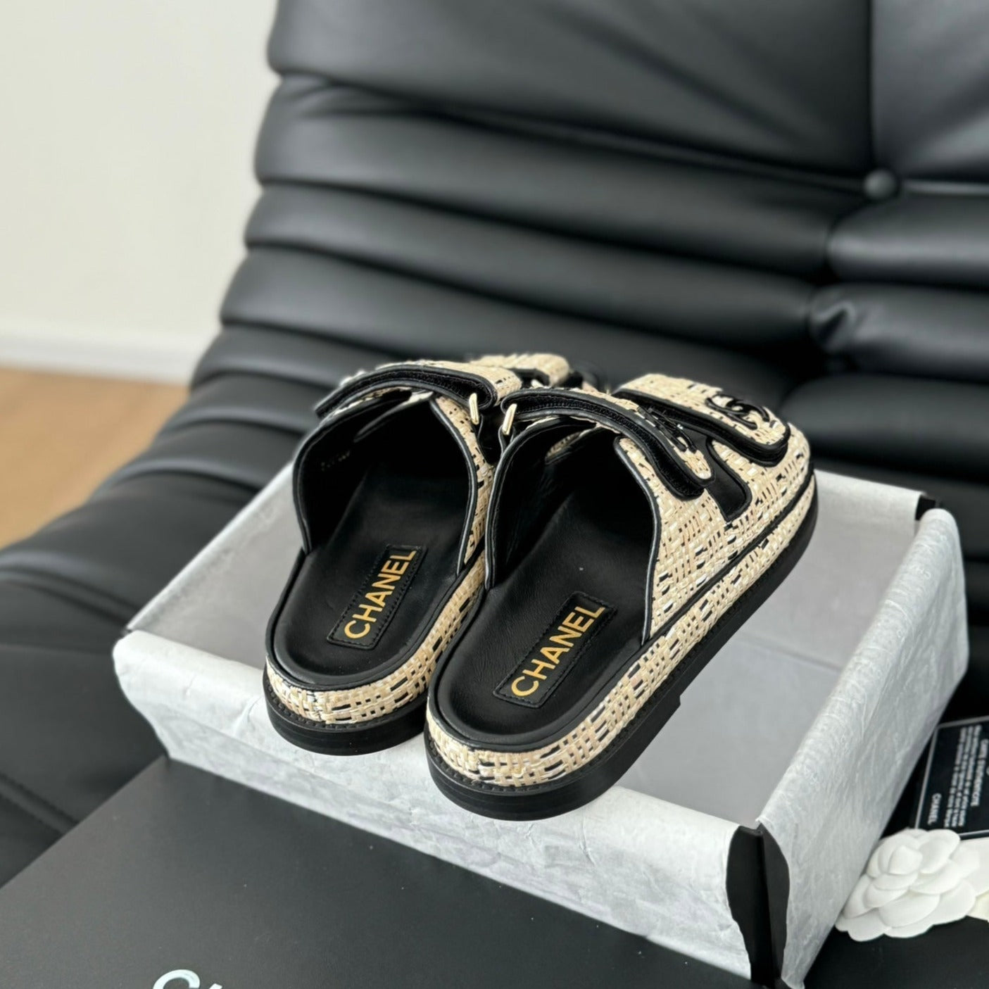 Mule Sandals Sheepskin Beige Black - 35