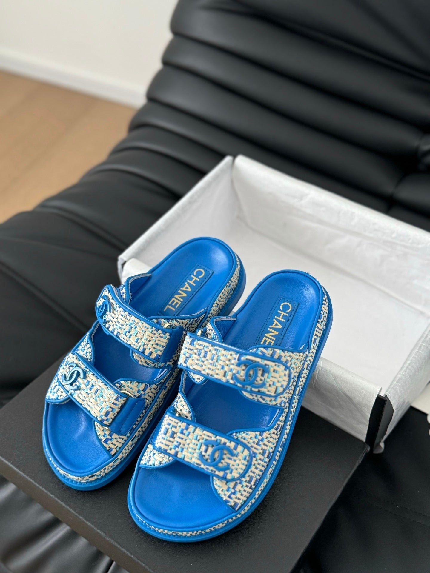 Mule Sandanls Sheepskin Cobalt Blue - 35