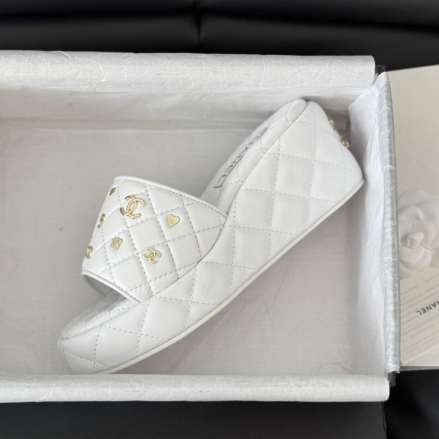 Thick Sole Slope Heel Weddge Lambskin White - 35