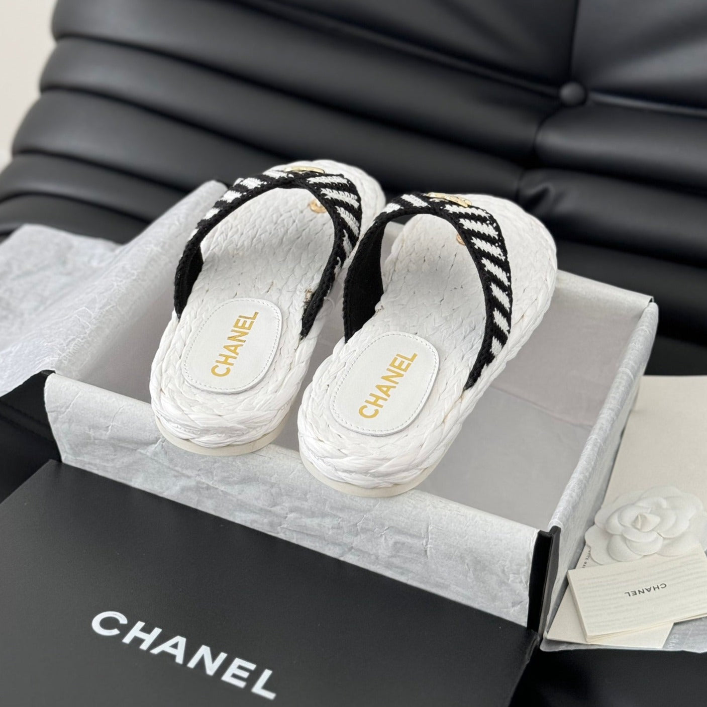 Hottest Knit Flip-Flops White Black - 35