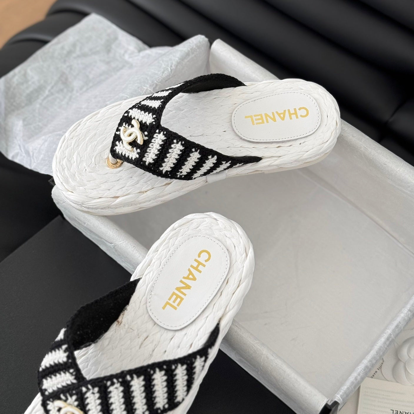 Hottest Knit Flip-Flops White Black - 35