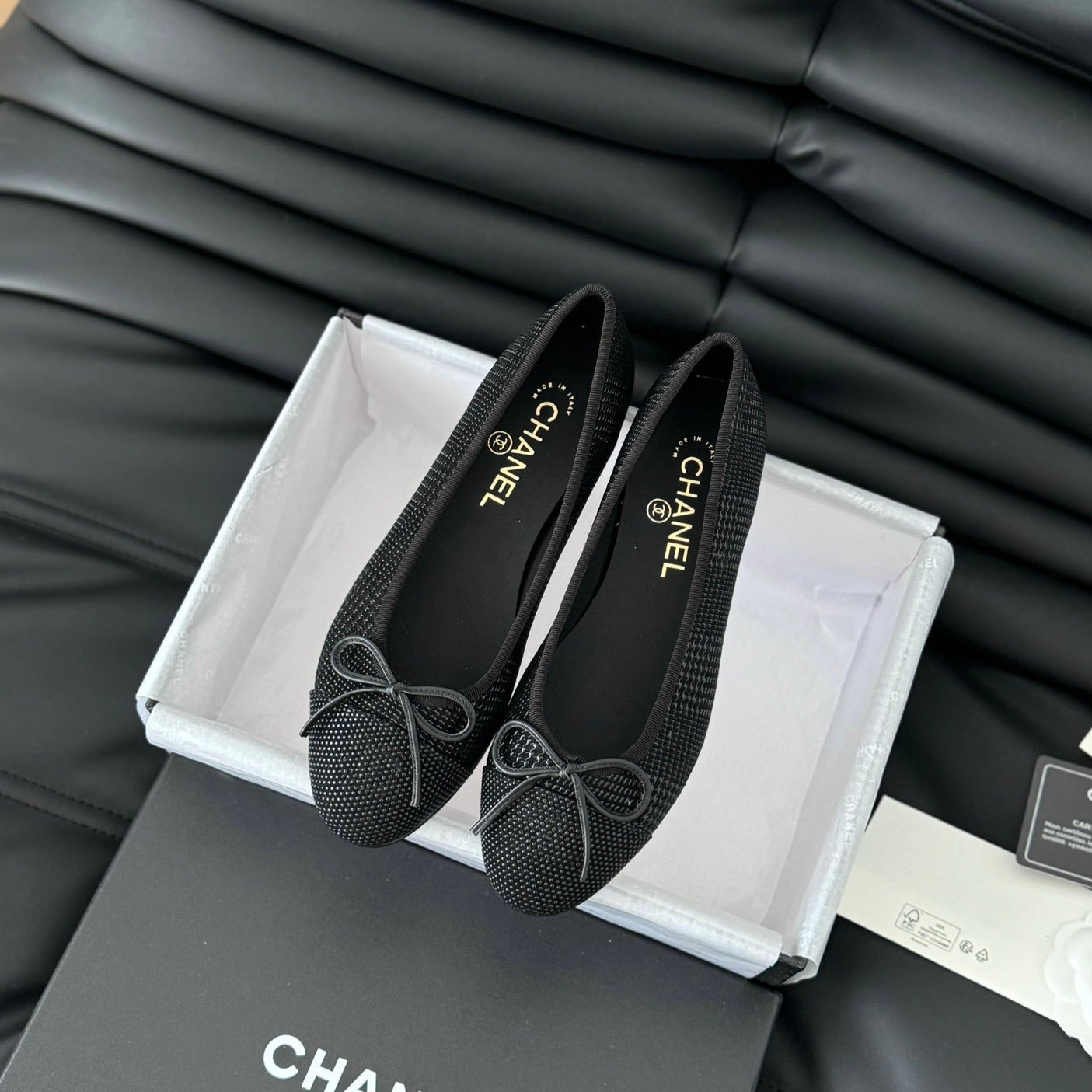 CLASSIC BALLET FLATS BLACK LAMBSKIN - 35