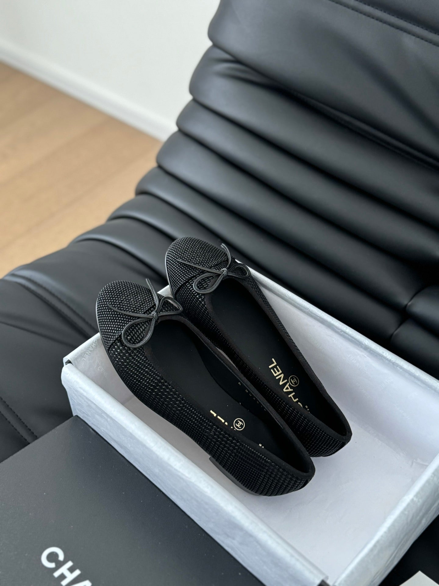 CLASSIC BALLET FLATS BLACK LAMBSKIN - 35