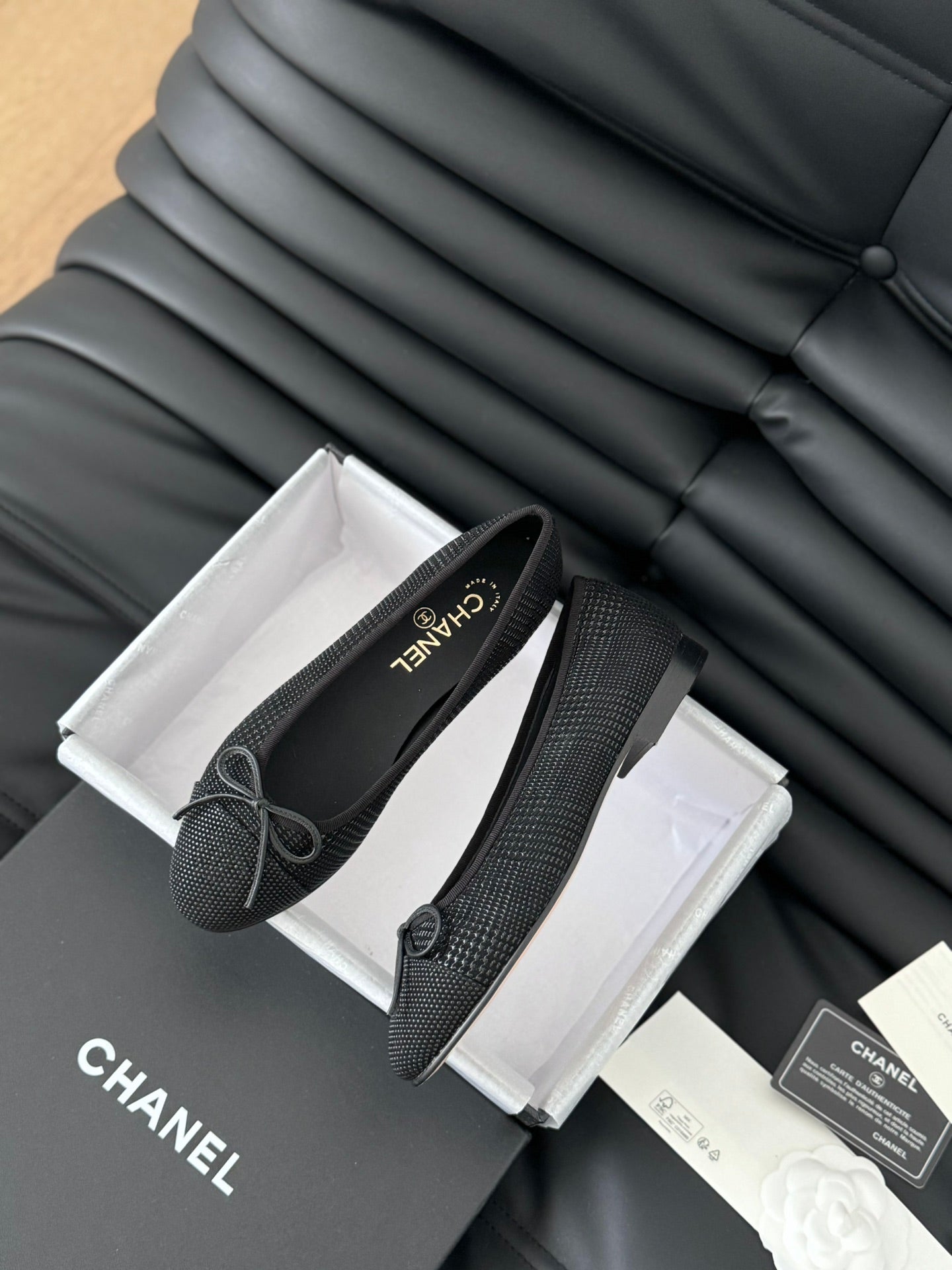 CLASSIC BALLET FLATS BLACK LAMBSKIN - 35