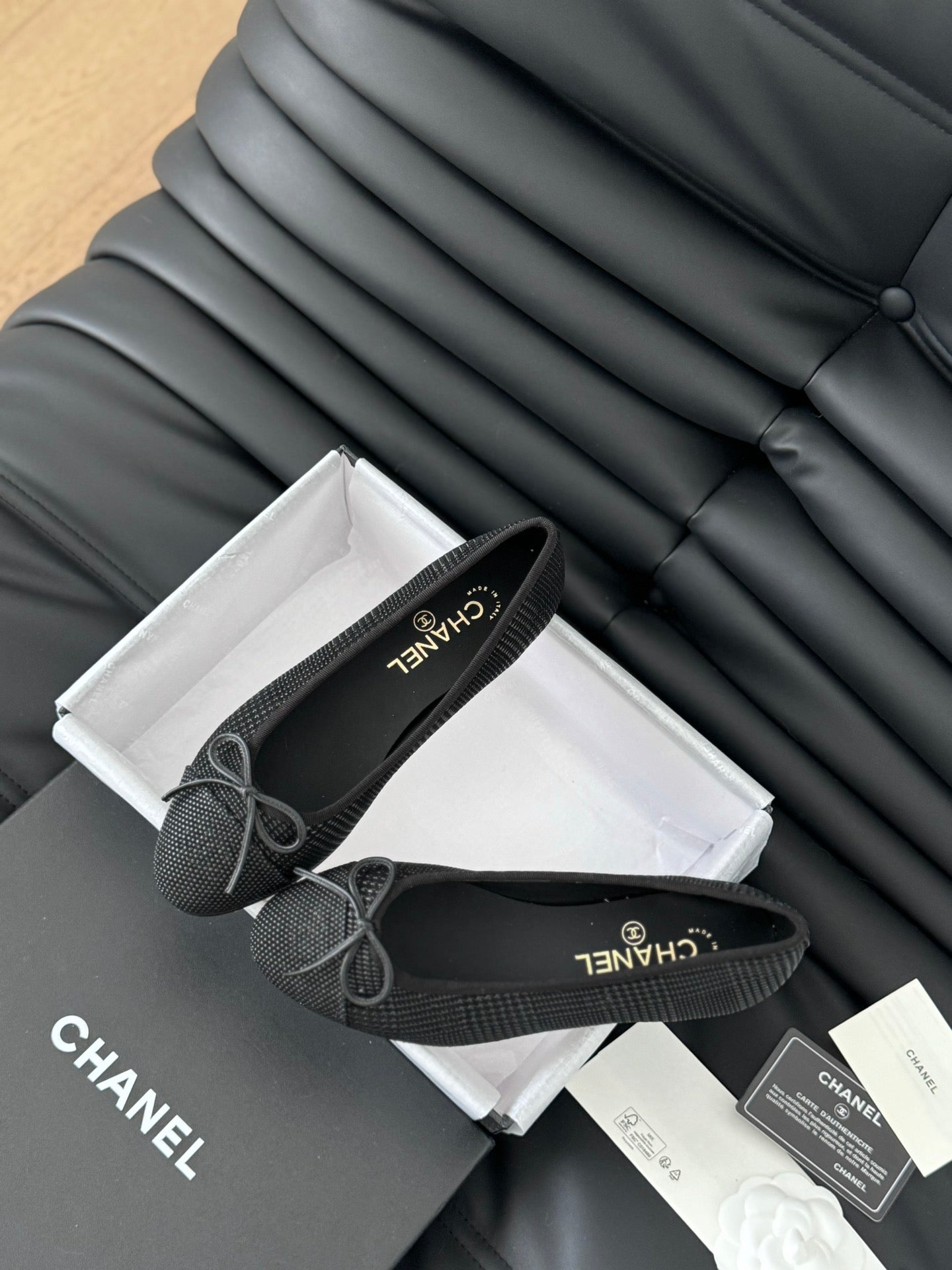 CLASSIC BALLET FLATS BLACK LAMBSKIN - 35