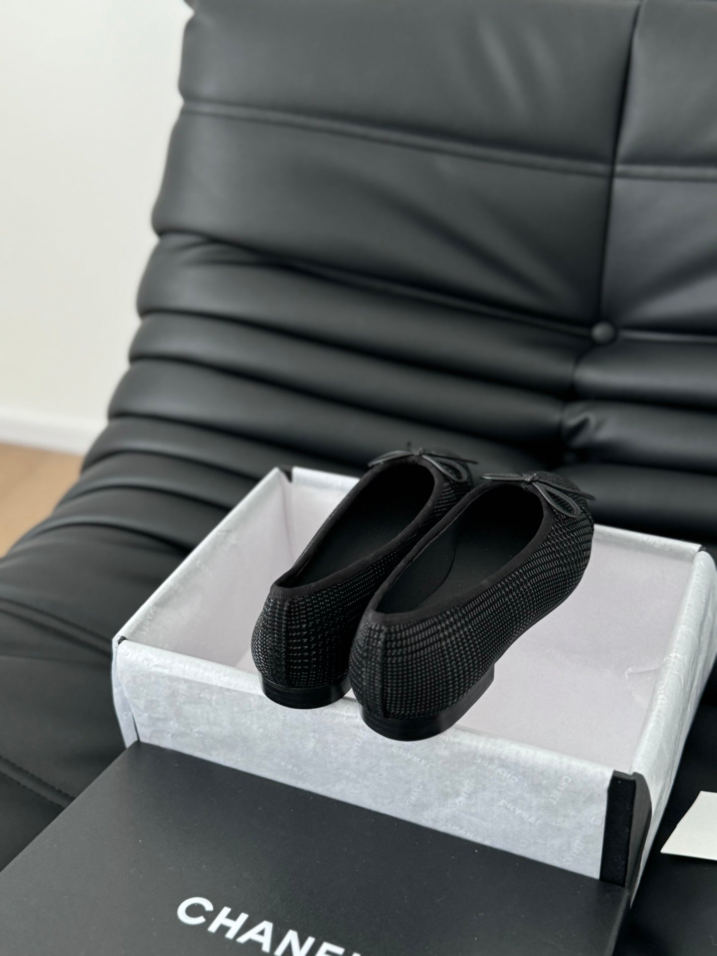 CLASSIC BALLET FLATS BLACK LAMBSKIN - 35