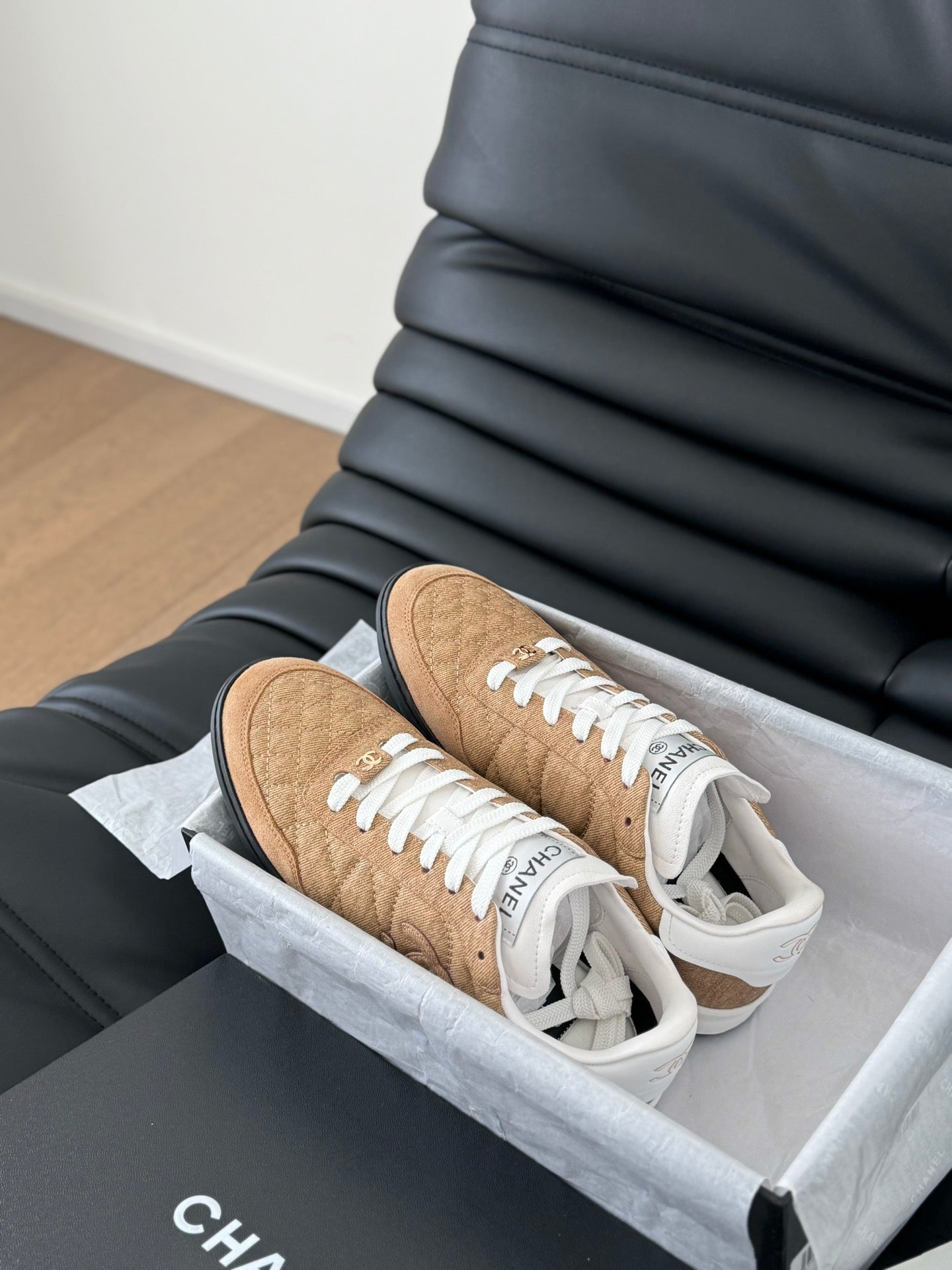 CC SNEAKER IN PEANUT BROWN MIX WHITE EMBROIDERED LAMBSKIN - 35