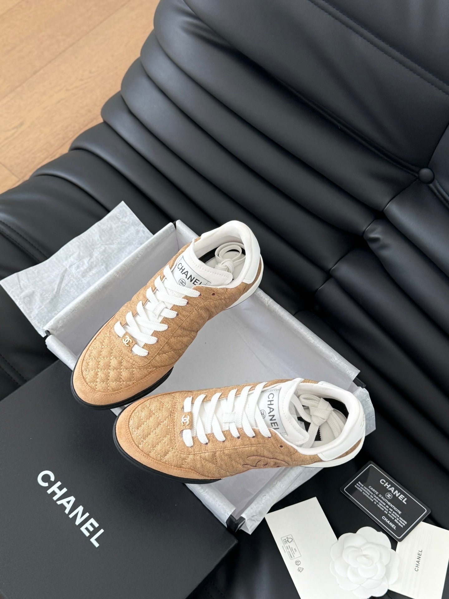 CC SNEAKER IN PEANUT BROWN MIX WHITE EMBROIDERED LAMBSKIN - 35