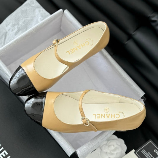 CC MARY JANE SHOES IN SEPIA BEIGE MIX BLACK LAMBSKIN WITH GOLD HARDWARE - 35