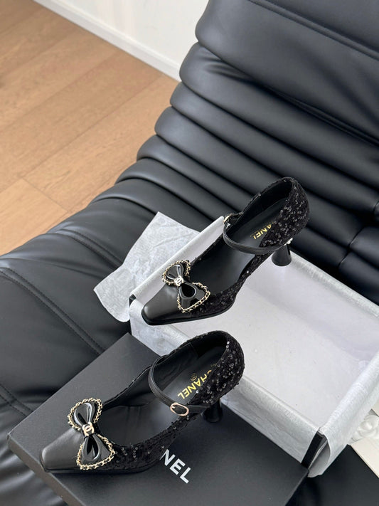 ГОСТРОНОСІ ТУФЛІ-ЧОВНИКИ CC НА ВИСОКИХ ПІДБОРАХ З ЧОРНОГО ОКСАМИТУ ТА ОВЕЧОЇ ШКІРИ ІЗ ЗОЛОТОЮ ФУРНІТУРОЮ - 35