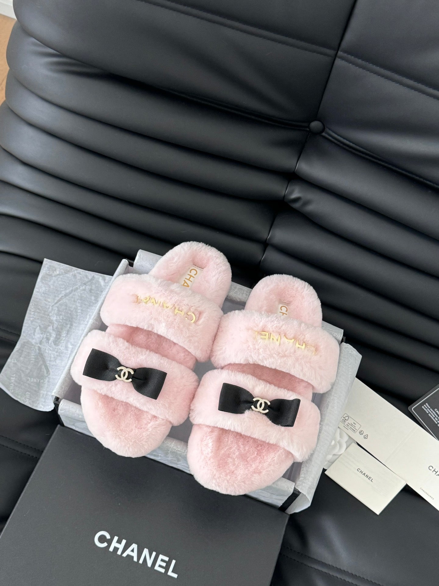 CC DAD SANDAL MULE IN PASTEL PINK FLEECE WITH GOLD HARDWARE - 35