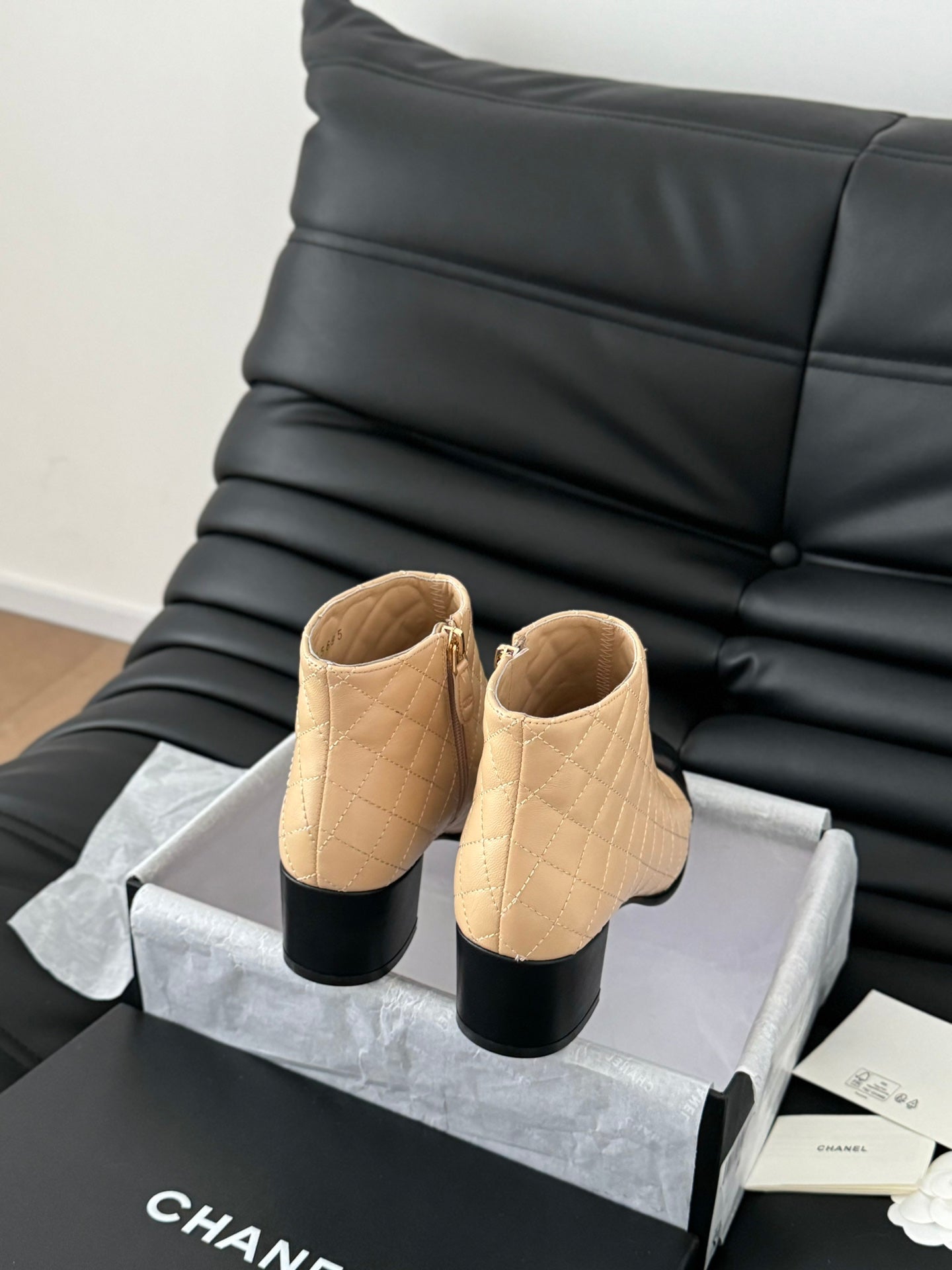 CC SHORT BOOTS 65 MM IN SEPIA BEIGE MIX BLACK QUILTED PATTERN LAMBSKIN - 35