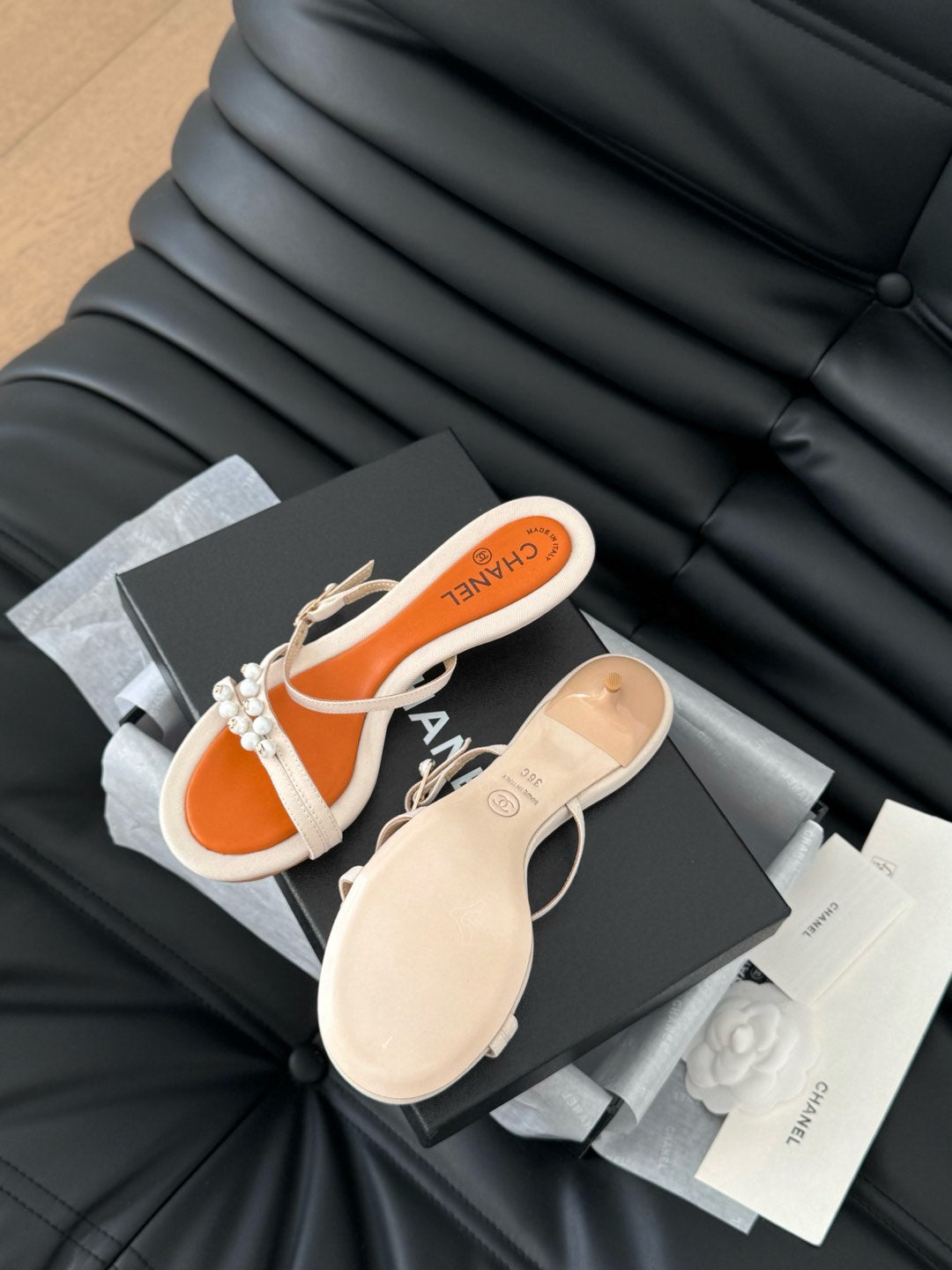 PEARL SANDAL IN BEIGE AND ORANGE LAMBSKIN 35 MM - 35