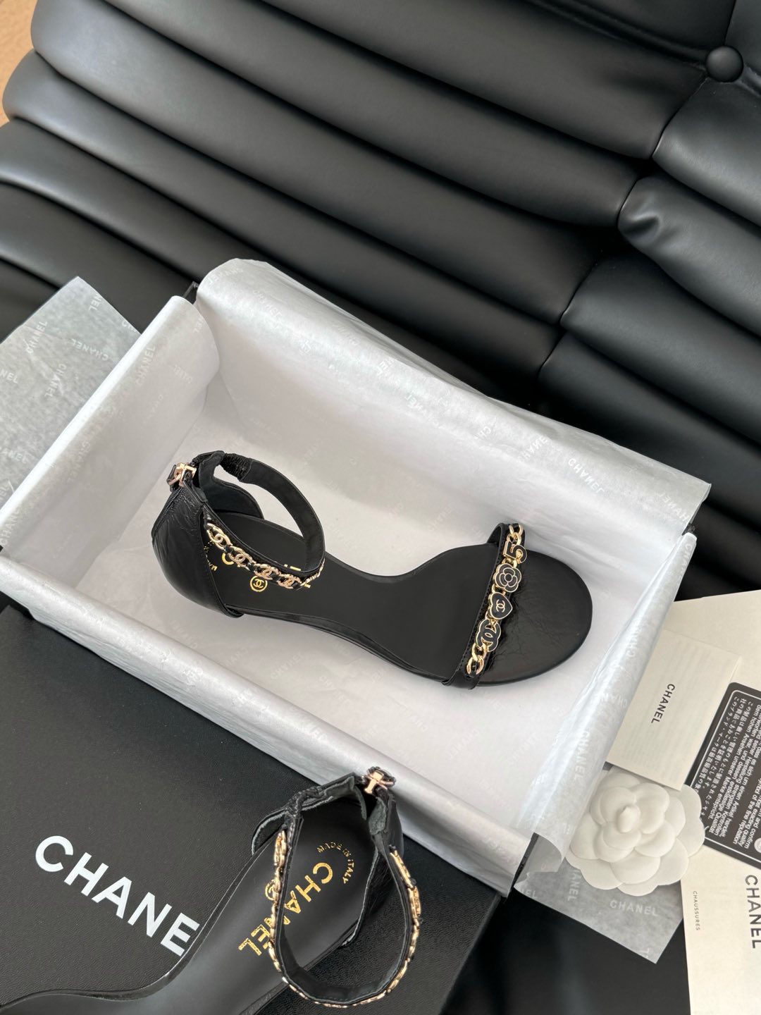 MID-HEEL 35 MM SANDAL IN BLACK SHEEPSKIN WITH STICKERS - 35