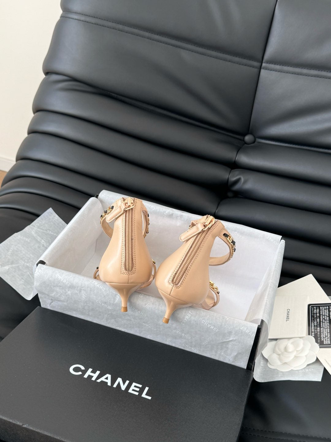MID-HEEL 35 MM SANDAL IN NUDE TAN SHEEPSKIN WITH STICKERS - 35