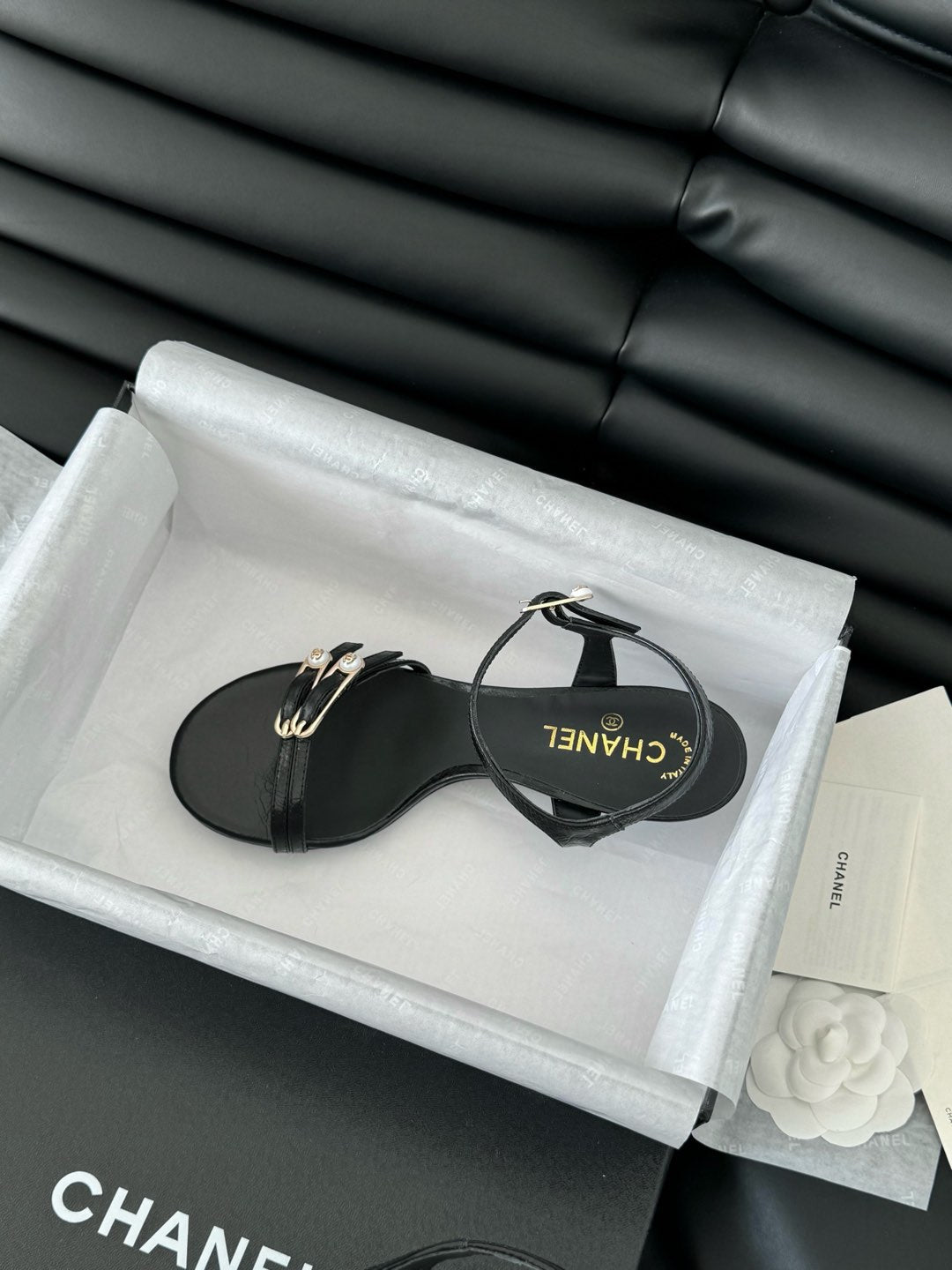 MID-HEEL 35 MM SANDAL IN BLACK SHEEPSKIN - 35