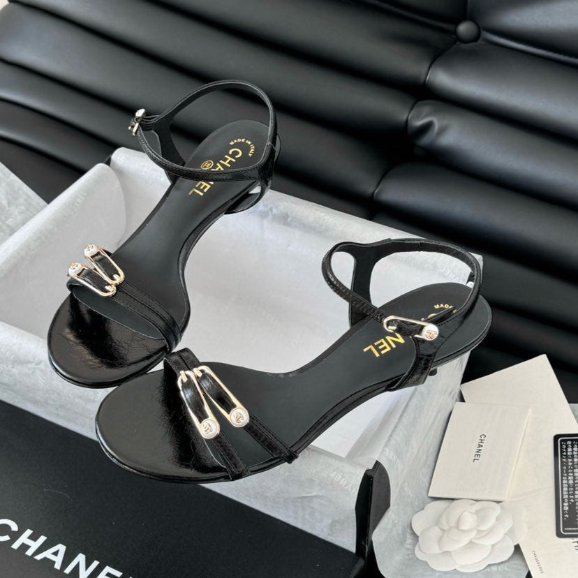 MID-HEEL 35 MM SANDAL IN BLACK SHEEPSKIN - 35