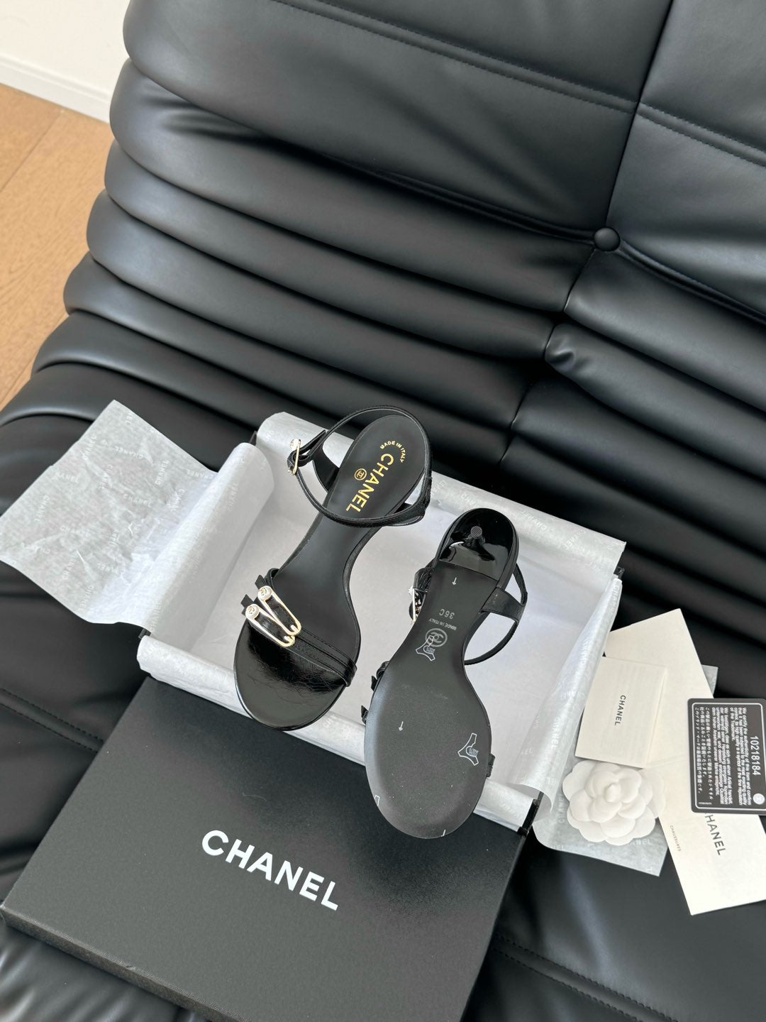 MID-HEEL 35 MM SANDAL IN BLACK SHEEPSKIN - 35