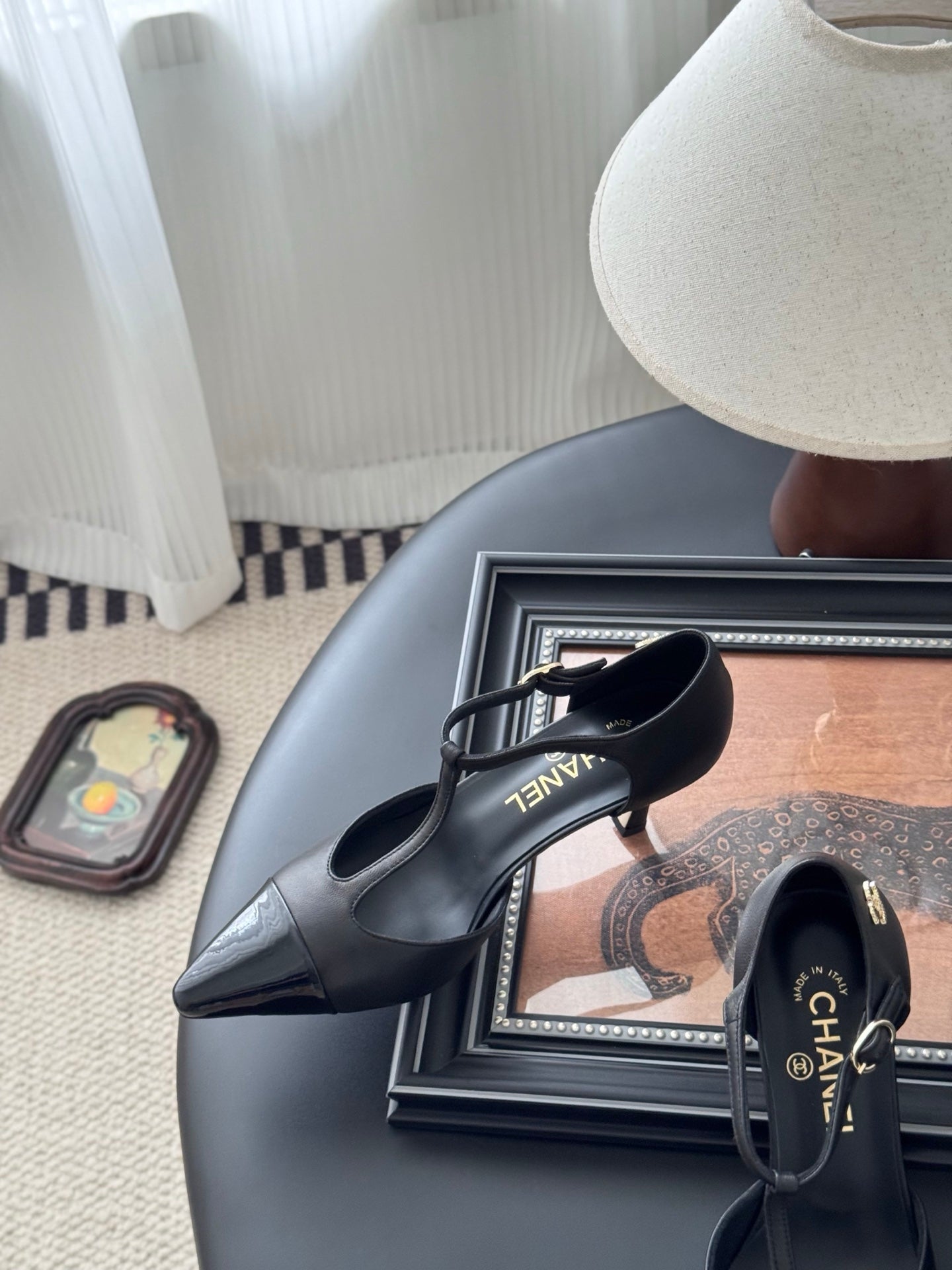HIGH HEELS WAIST CUTTING IN BLACK CALFSKIN - 35