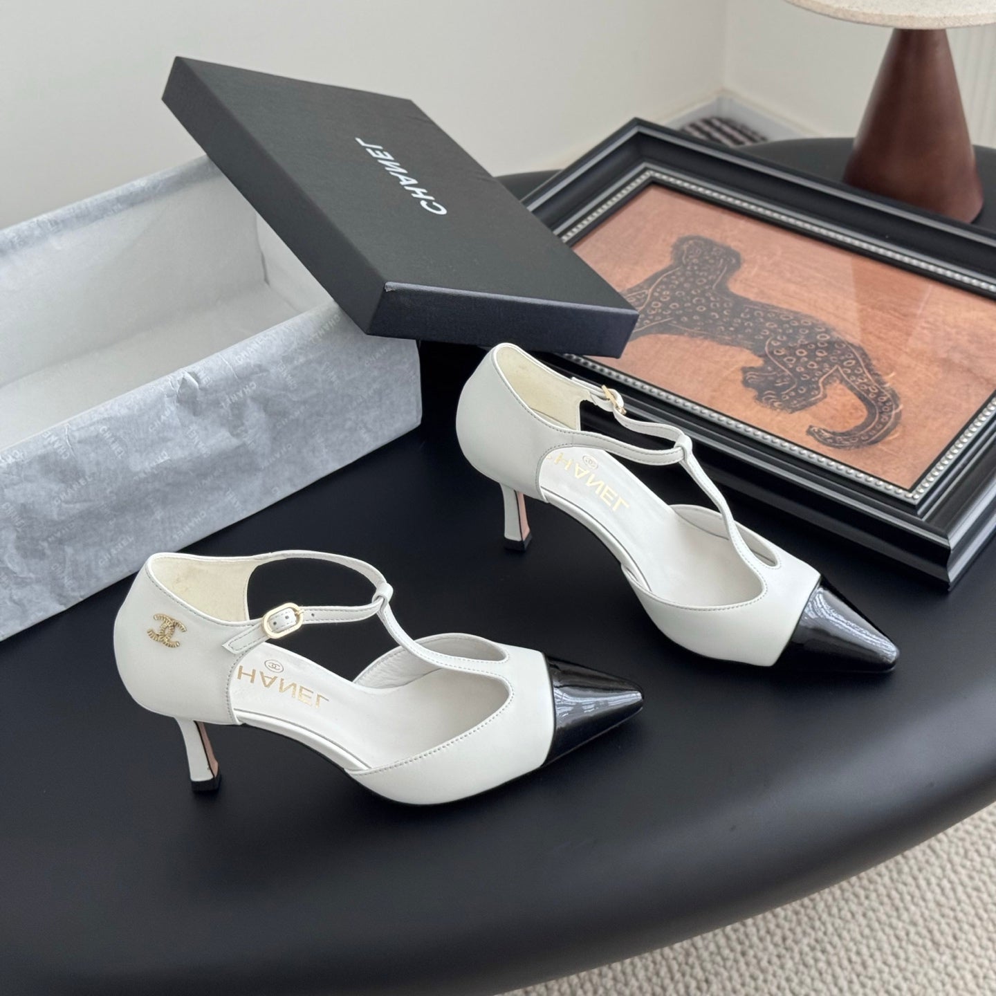 HIGH HEELS WAIST CUTTING IN WHITE MIX BLACK CALFSKIN - 35