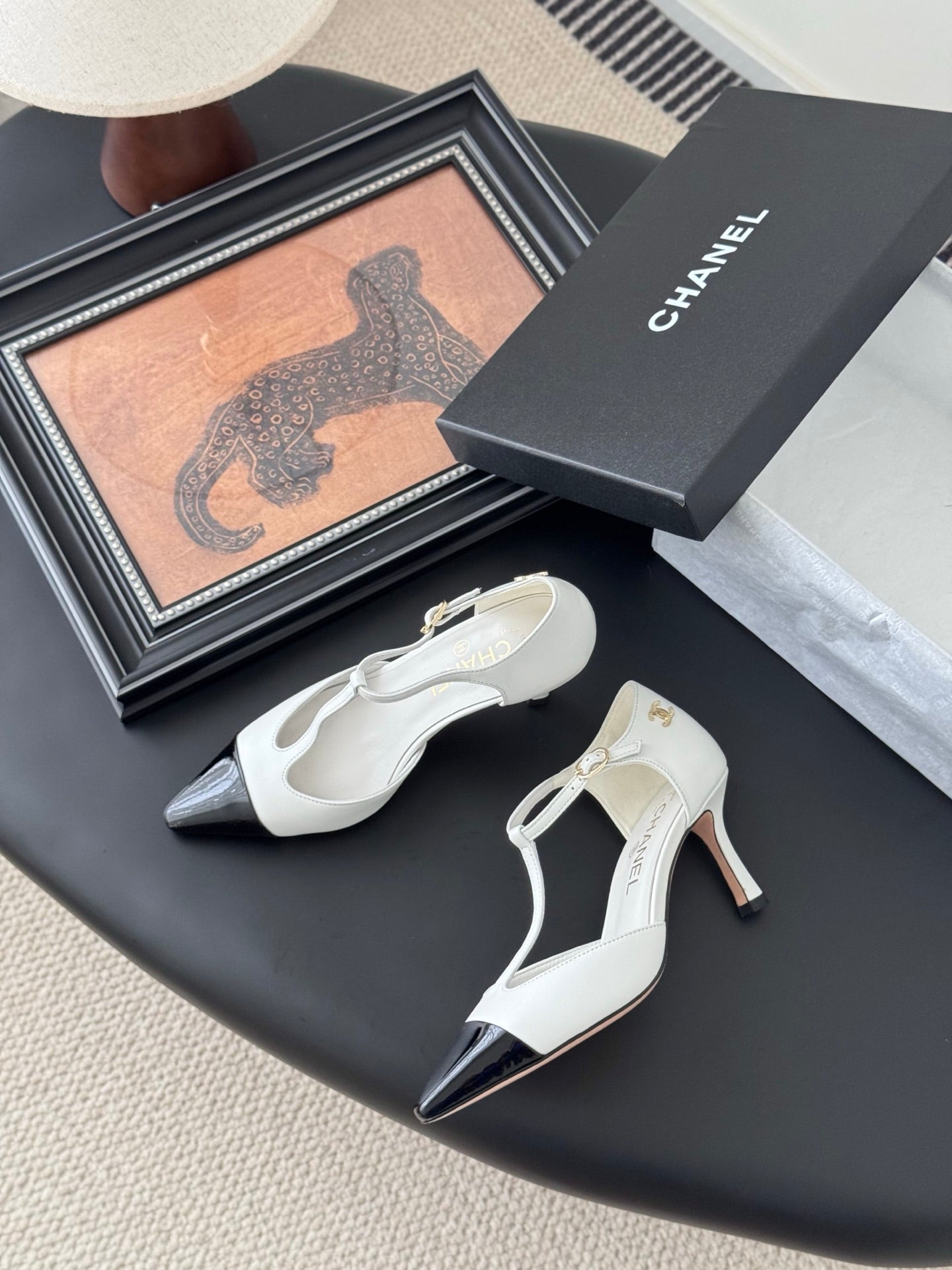 HIGH HEELS WAIST CUTTING IN WHITE MIX BLACK CALFSKIN - 35
