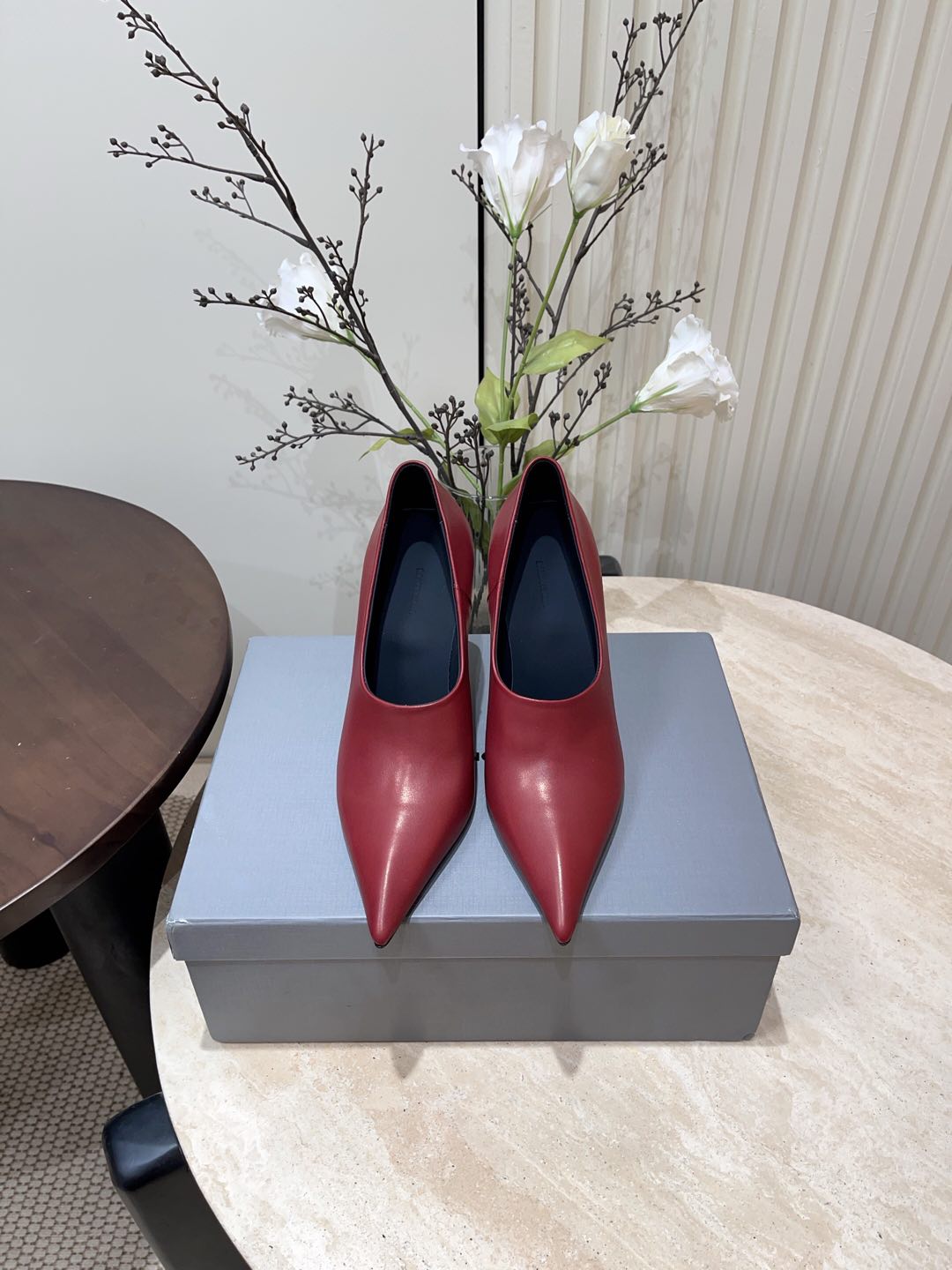 CURVED HEEL DEEP MOUTH PUMPS IN CADILLAC CALFSKIN - 35