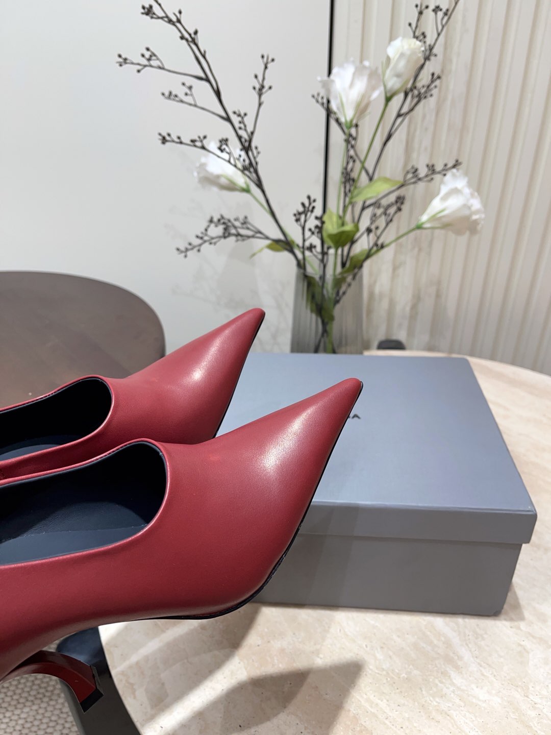 CURVED HEEL DEEP MOUTH PUMPS IN CADILLAC CALFSKIN - 35