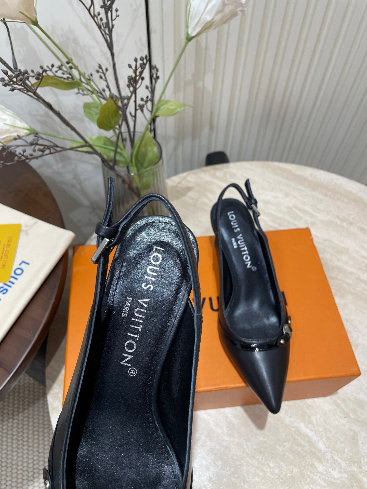 HIGH SLINGBACKS 5 CM IN BLACK CALFSKIN - 35